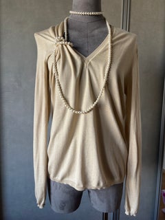 Pull vintage Christian Dior en cachemire et soie, orné de perles