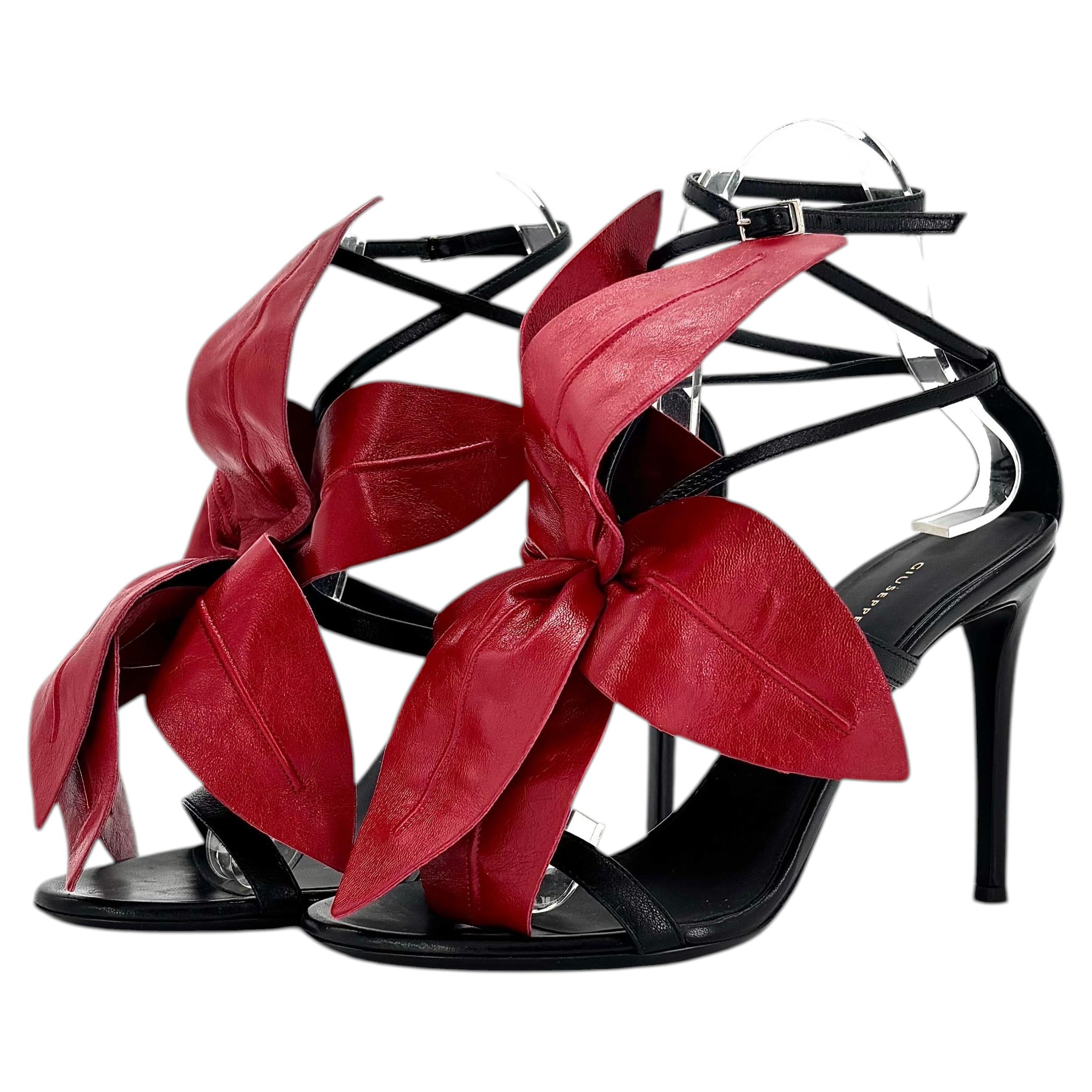 Giuseppe Zanotti Lilium Flower Appliqué Strappy High Heel Sandals 37 For Sale