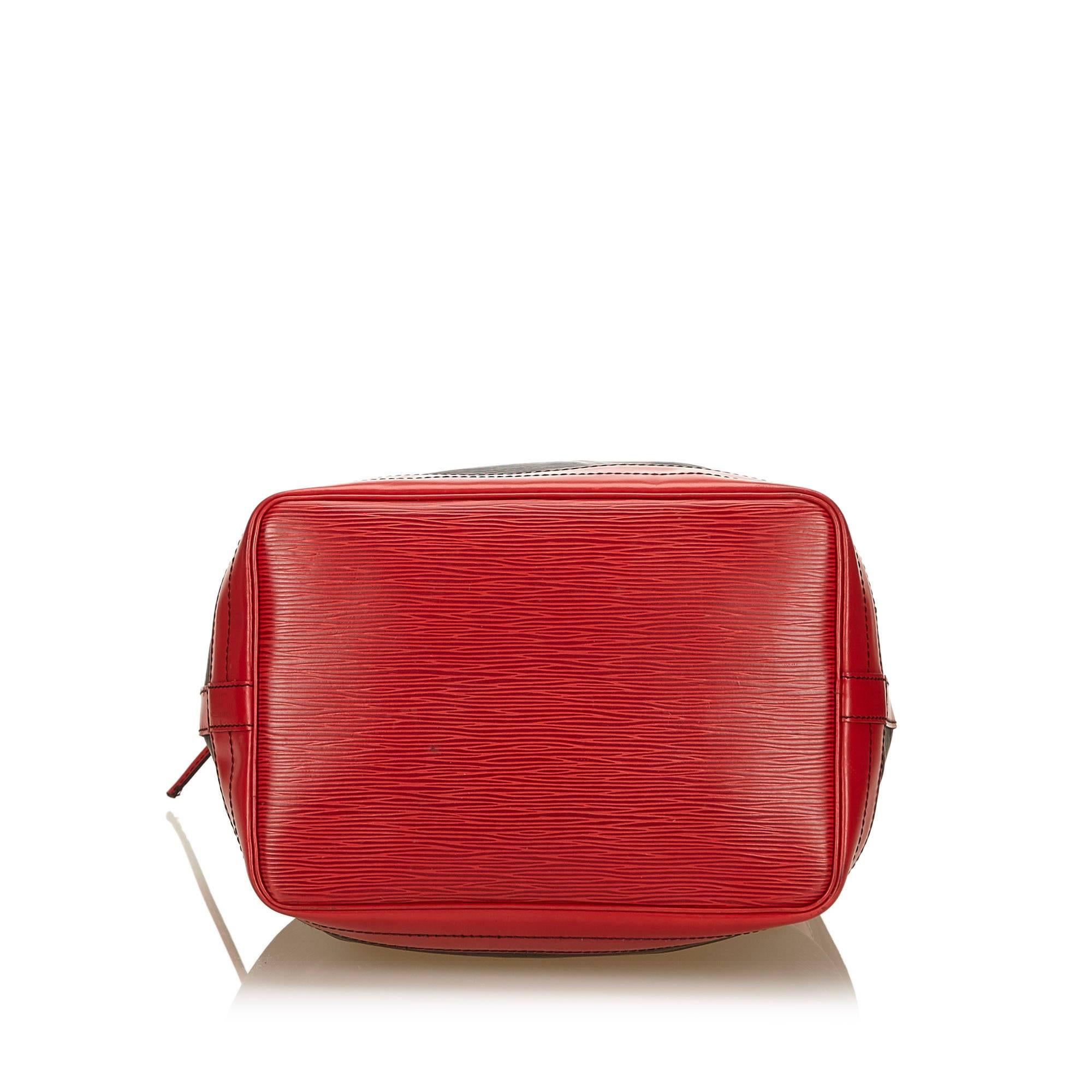 Women's Louis Vuitton Black and Red Epi Bicolor Noe Shoulder Bag