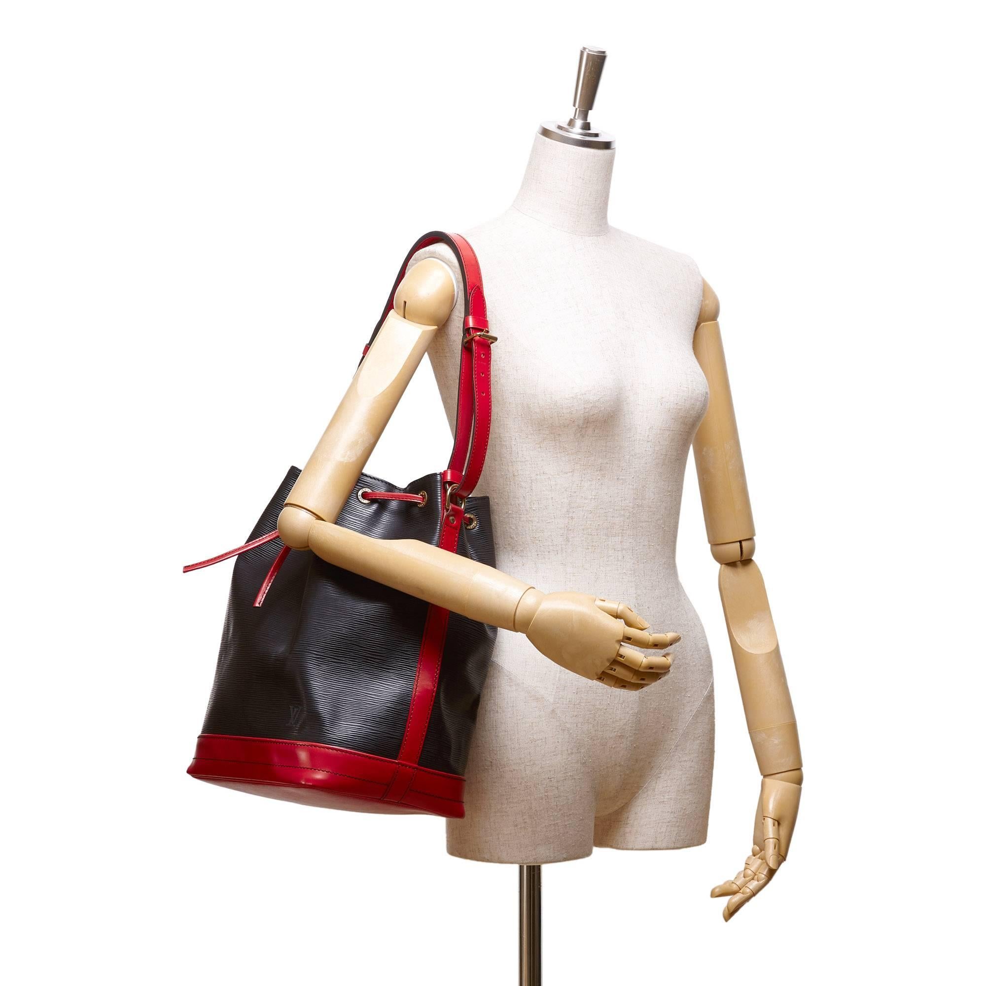 Louis Vuitton Black and Red Epi Bicolor Noe Shoulder Bag 3