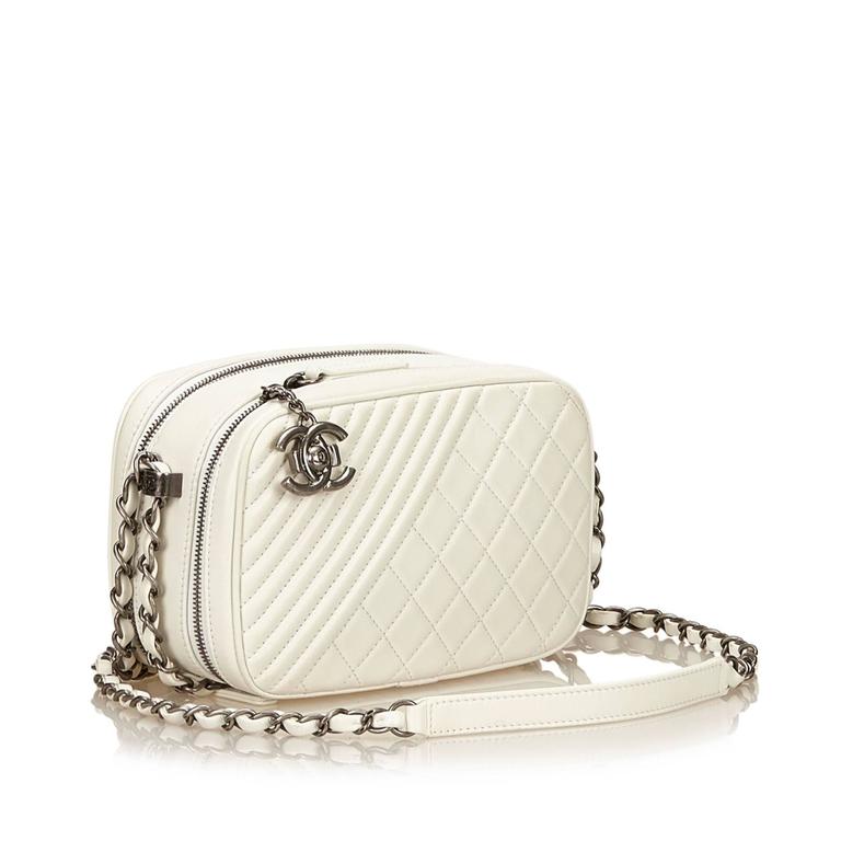 Chanel White Camera Bag For Sale at 1stdibs