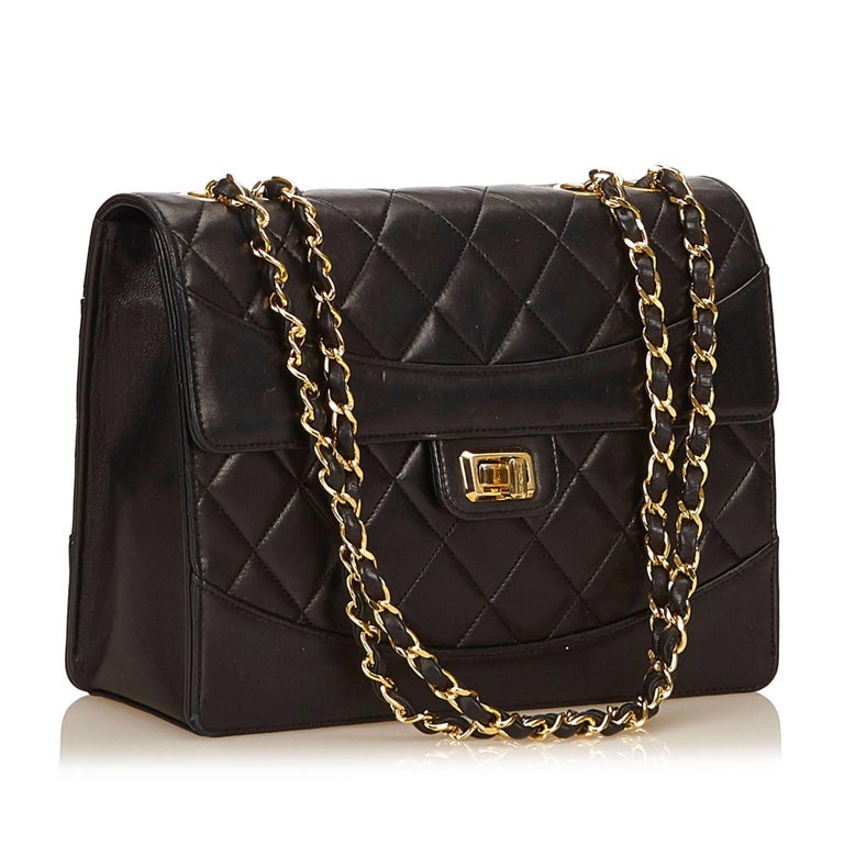 Chanel Black Matelasse Lambskin Leather Shoulder Bag For Sale at 1stdibs