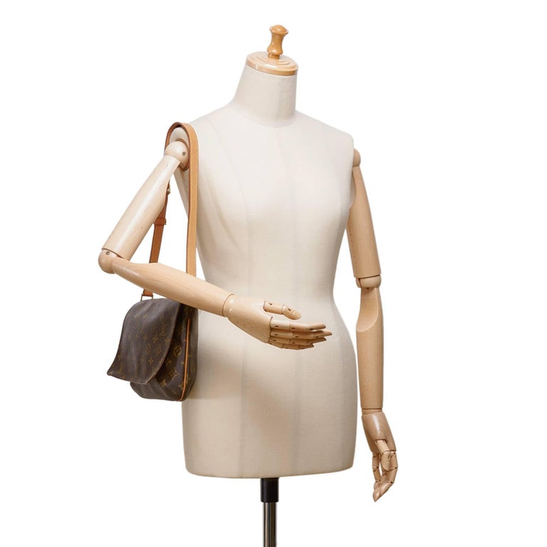 Louis Vuitton Brown Monogram Musette Tango Short Strap Cloth ref