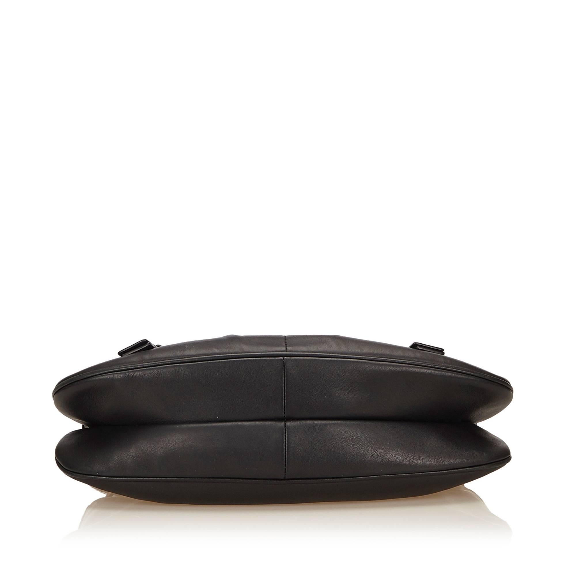 Women's or Men's Dior Black Leather Shoulder Bag