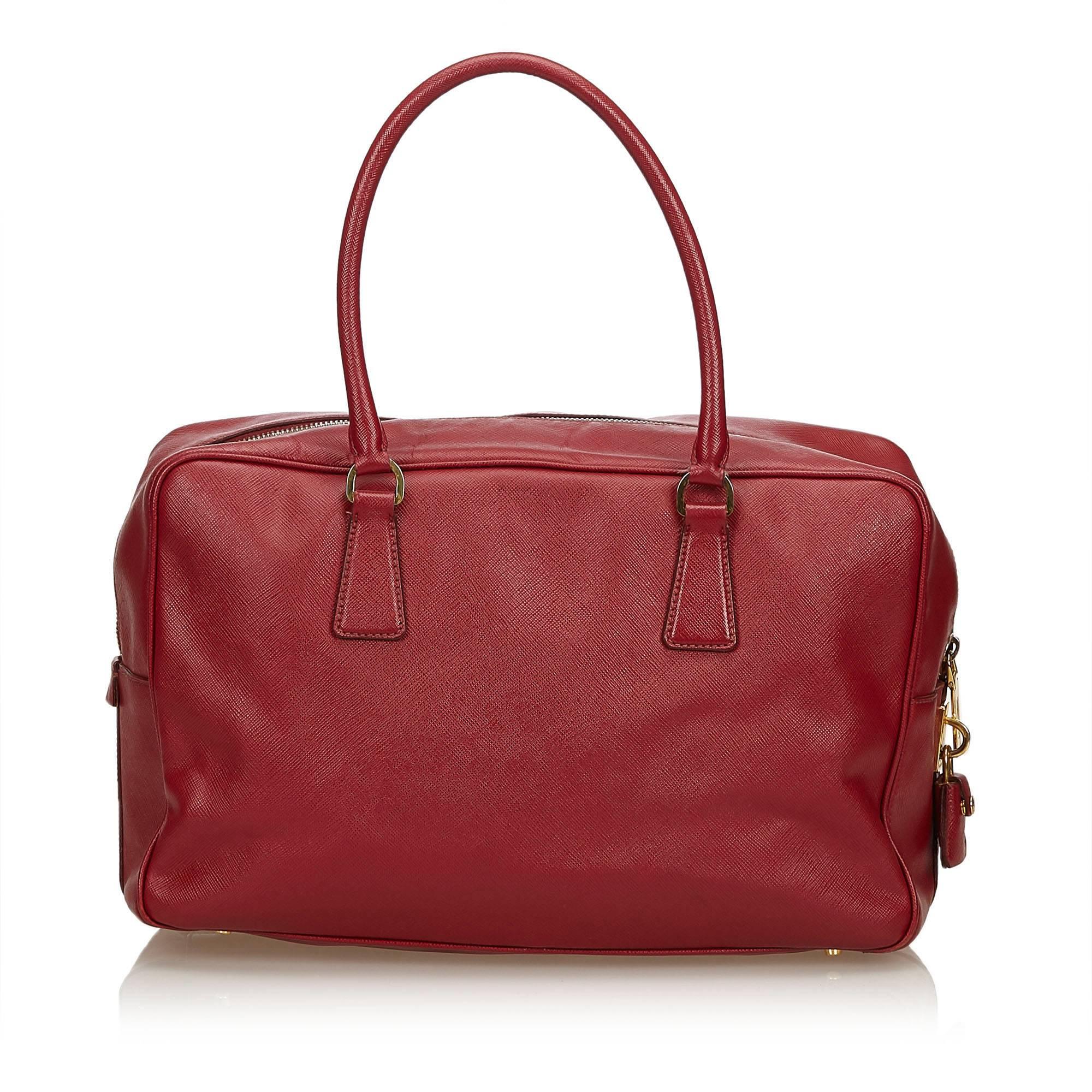 Prada Red Leather Handbag In Good Condition In Orlando, FL