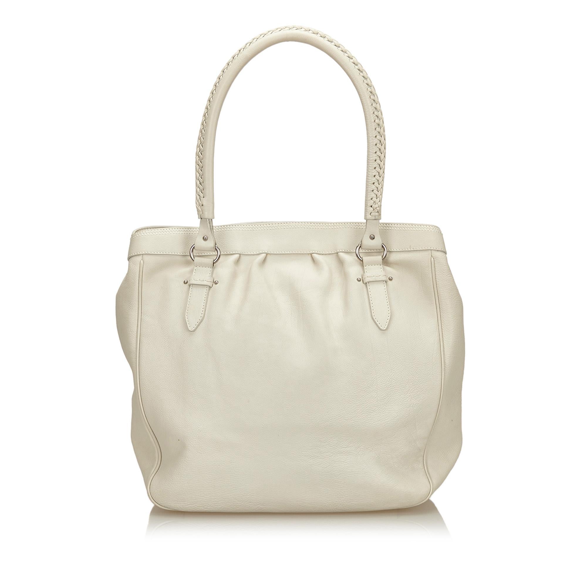 Dior White Leather Tote Bag In Good Condition In Orlando, FL