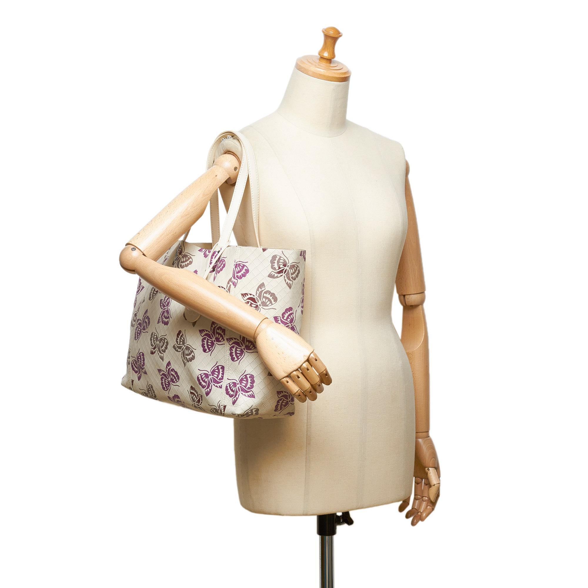 Bottega Veneta White x Ivory x Purple Intrecciato Mirage Tote Bag For Sale 3
