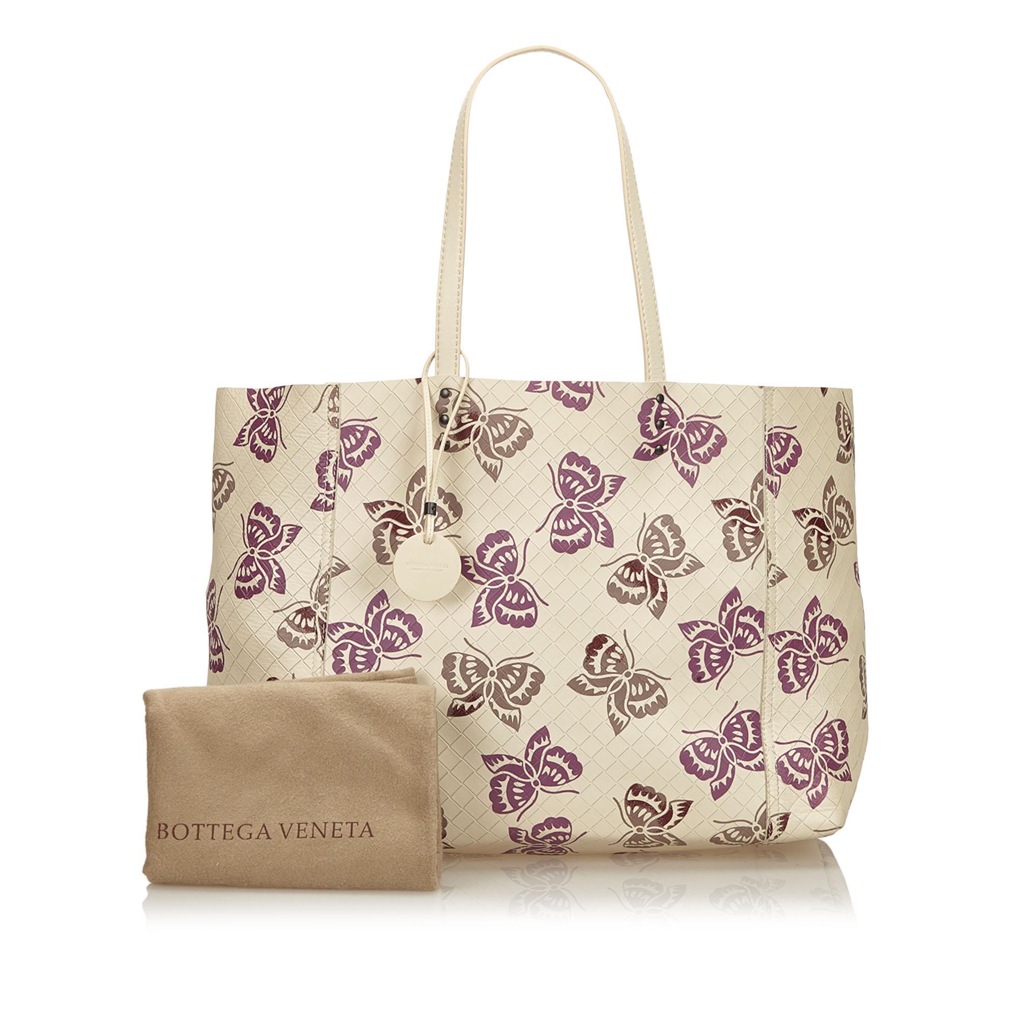 Bottega Veneta White x Ivory x Purple Intrecciato Mirage Tote Bag For Sale 4