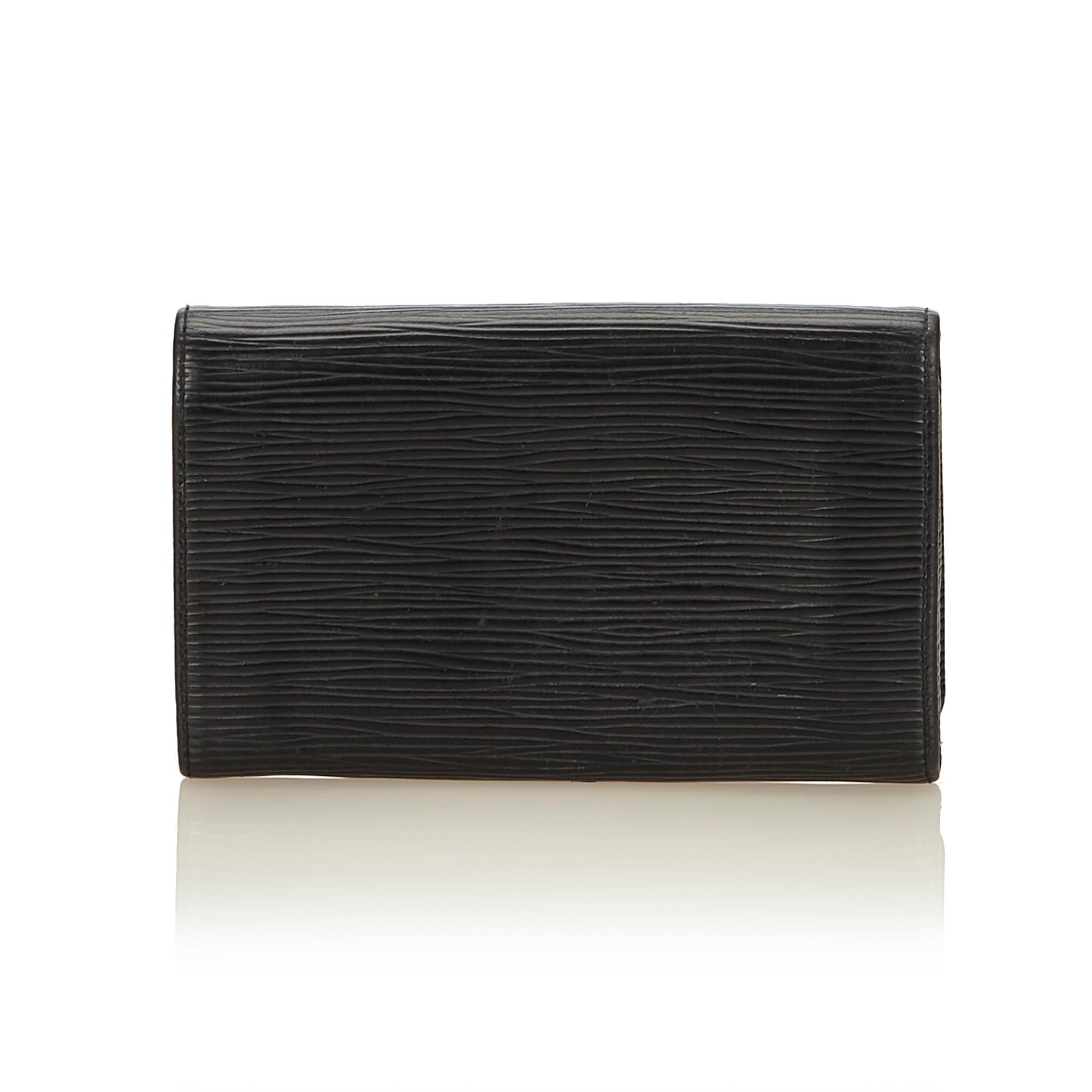 Louis Vuitton Black Epi Portefeuille Tresor Bifold Wallet In Good Condition For Sale In Orlando, FL