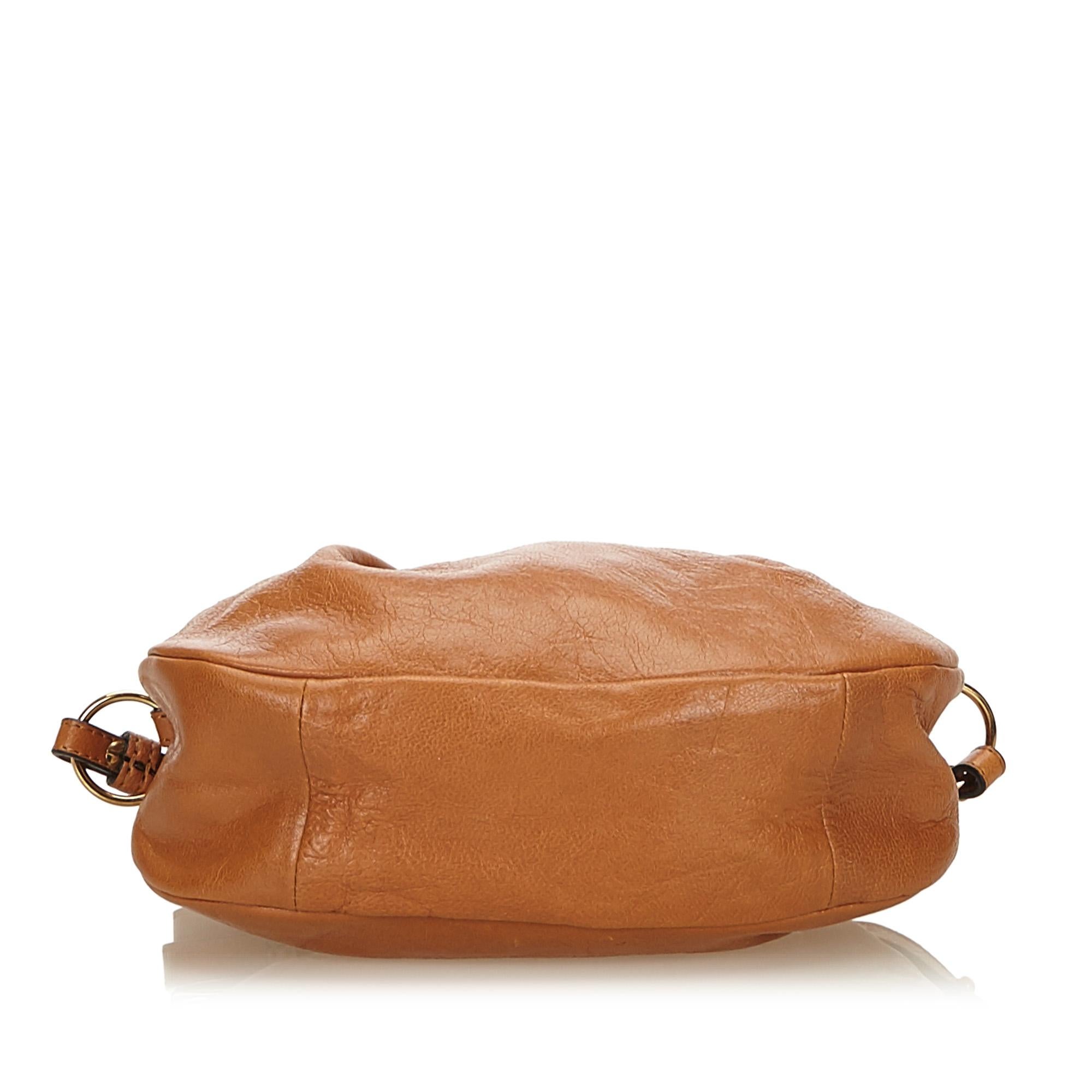 Women's or Men's Chloe Brown Leather Crossbody Bag For Sale