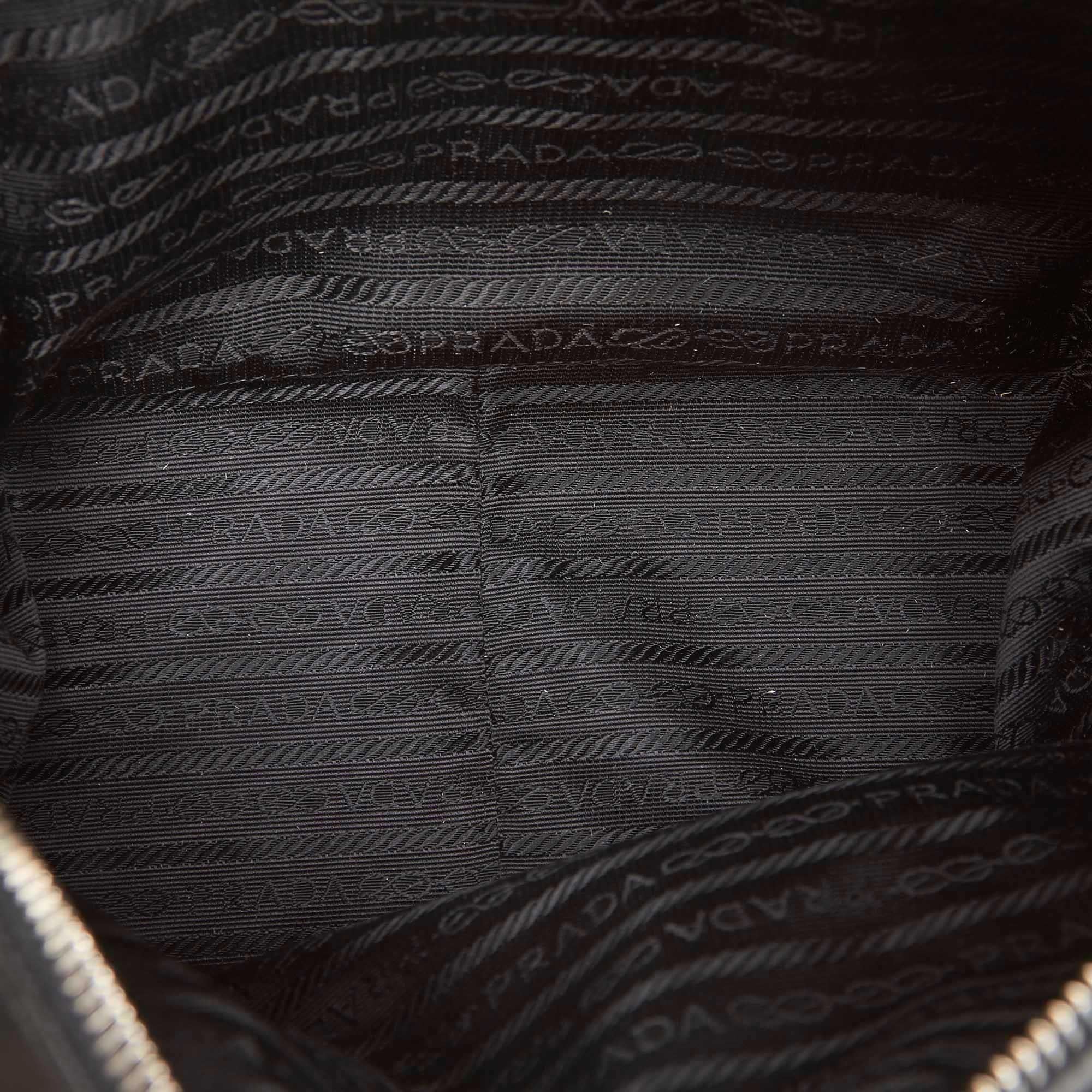 Prada Black Nylon Handbag For Sale 1
