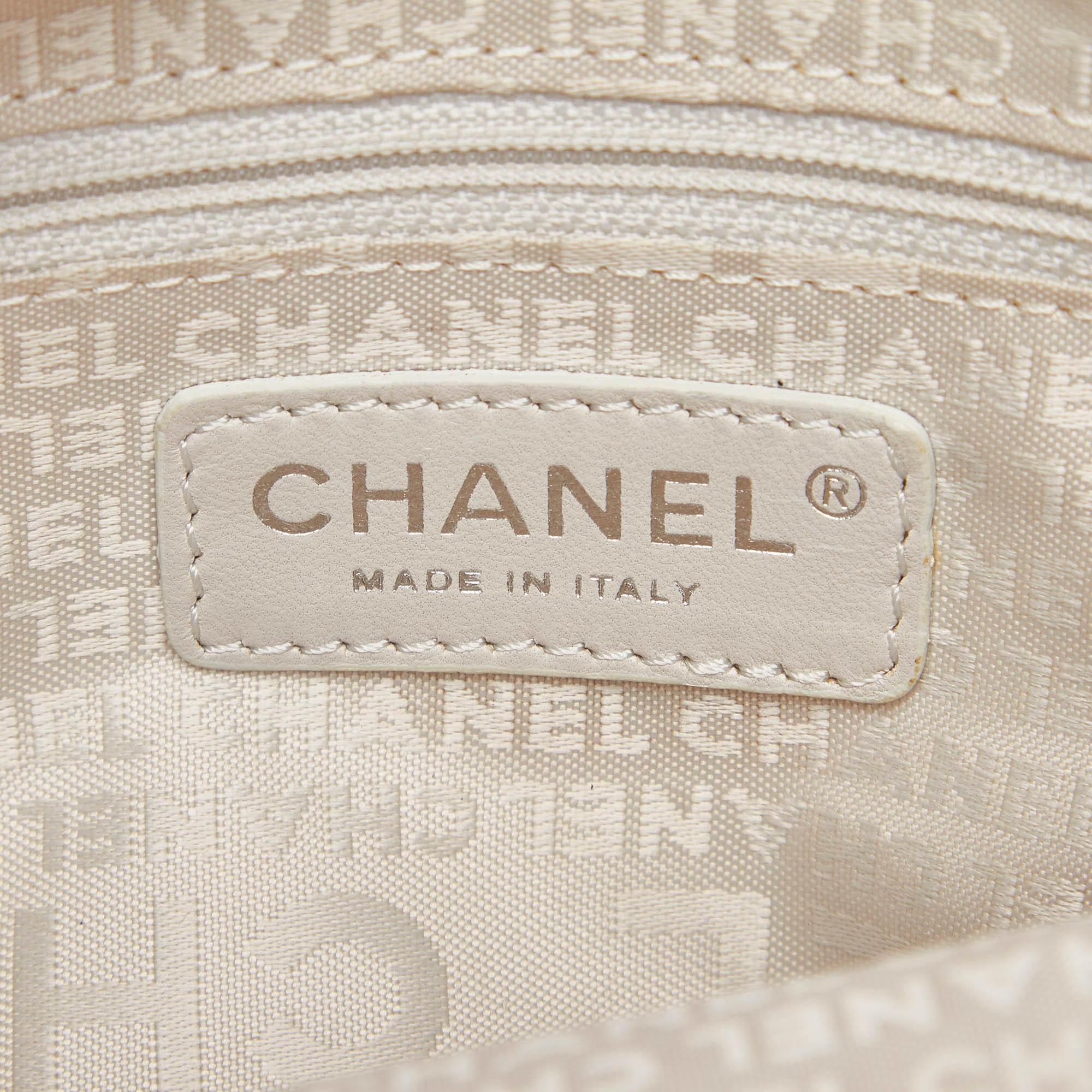 Chanel Pink Wild Stitch Lambskin Handbag 2