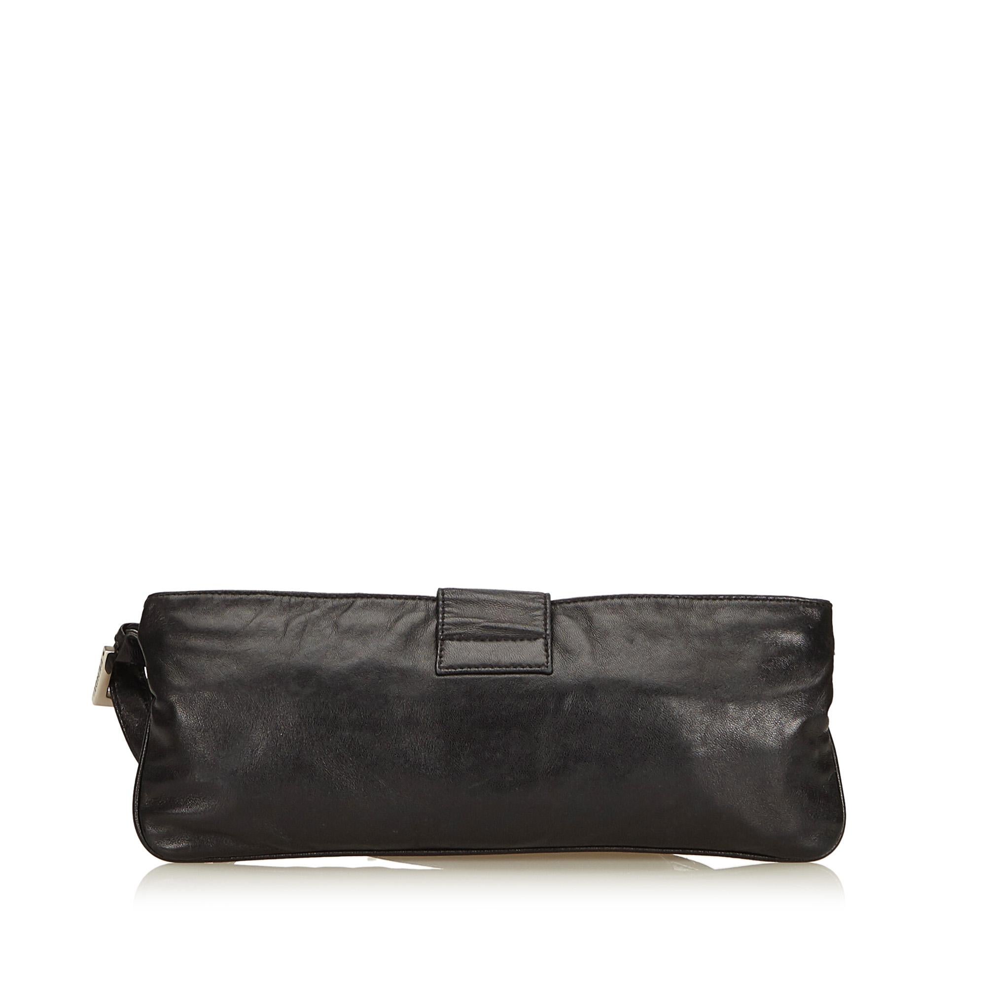 Fendi Black Leather Crossbody Bag In Good Condition In Orlando, FL