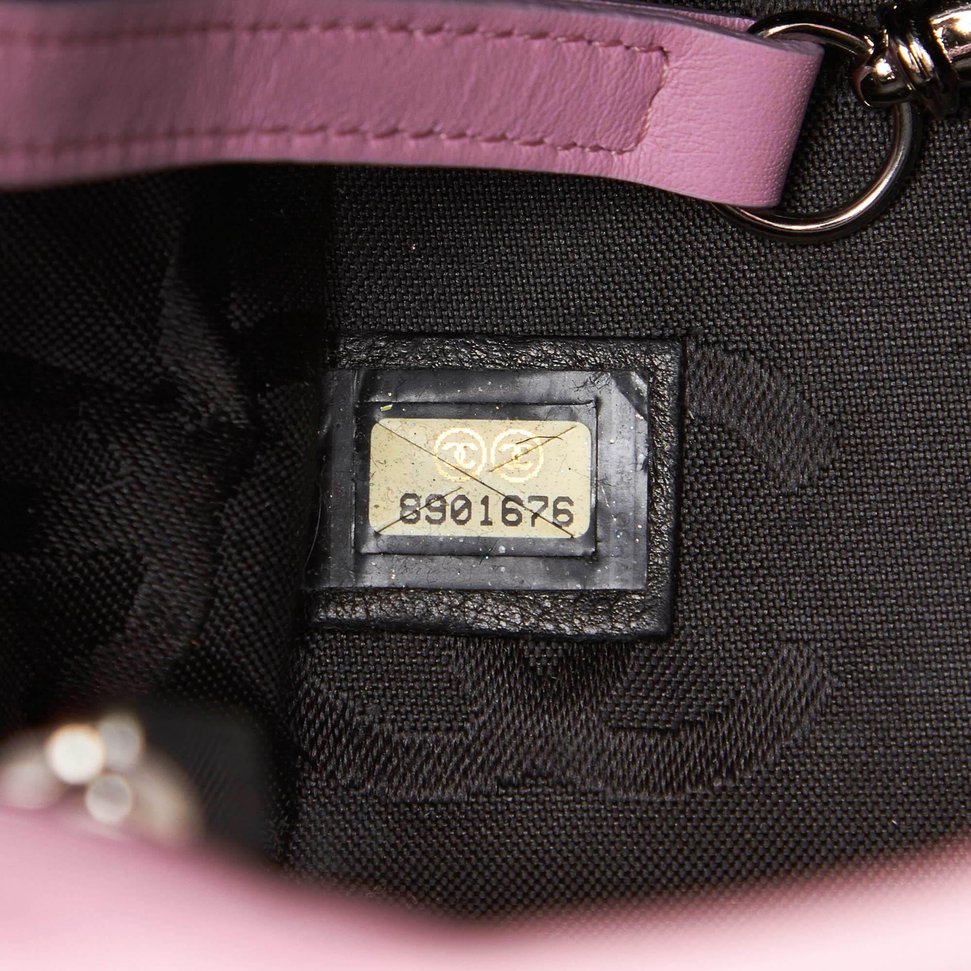 Chanel Pink x Black Cambon Ligne Petit Bucket Bag For Sale 1