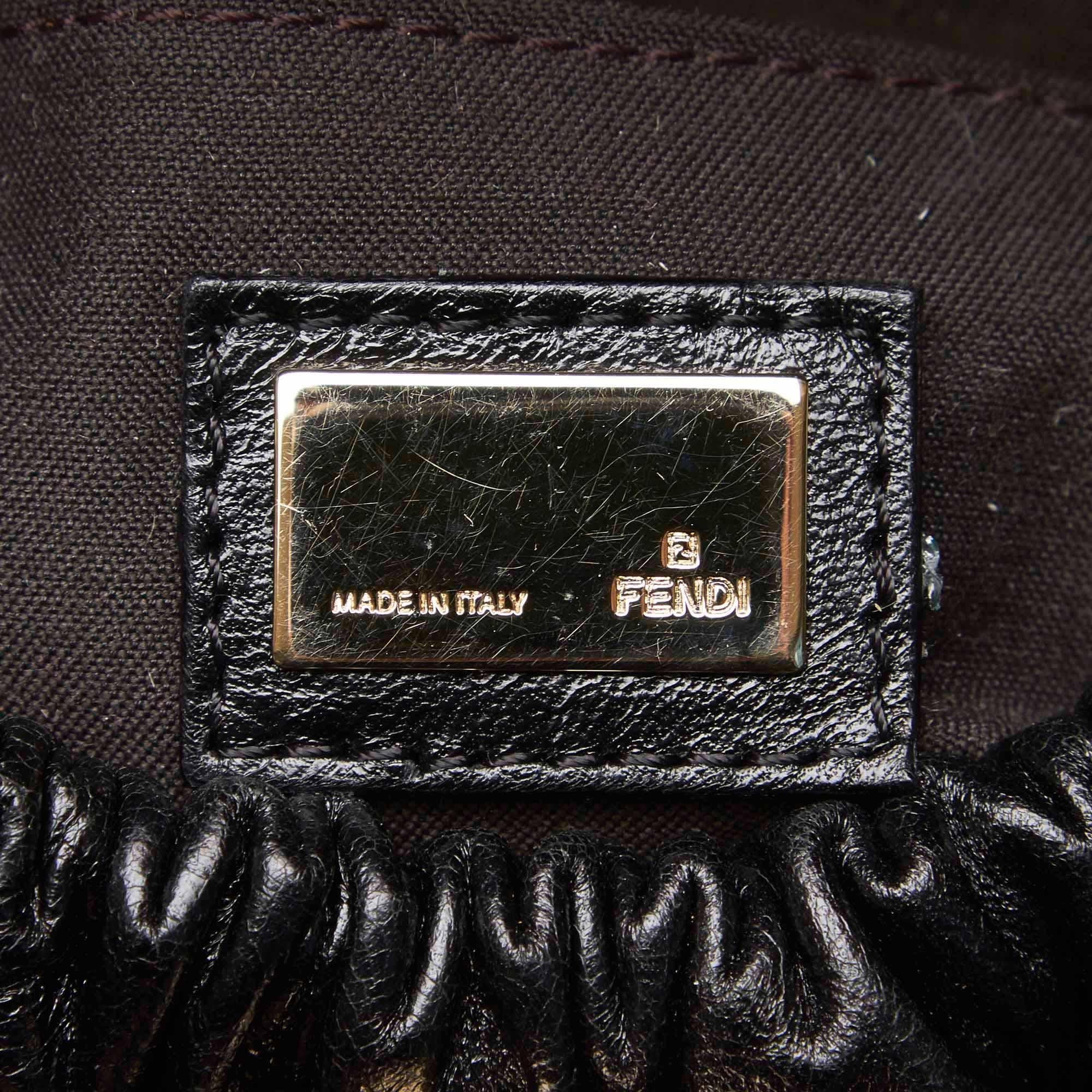 Fendi Black Leather Handbag For Sale 2