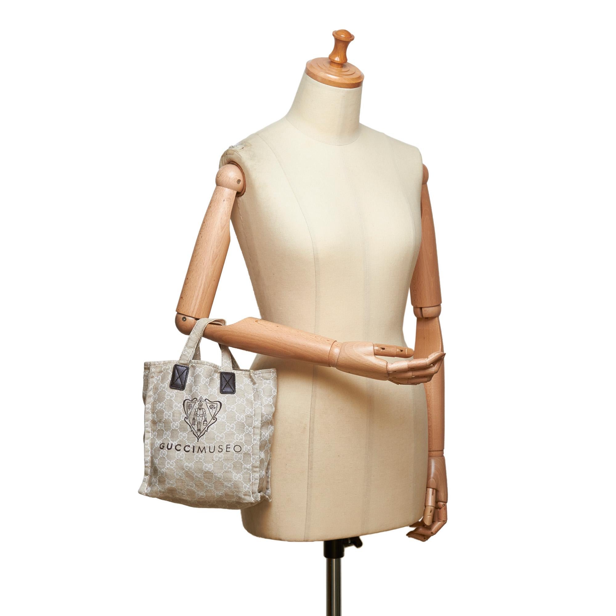 Gucci White x Ivory x Brown x Dark Brown GG Museo Tote Bag For Sale 2