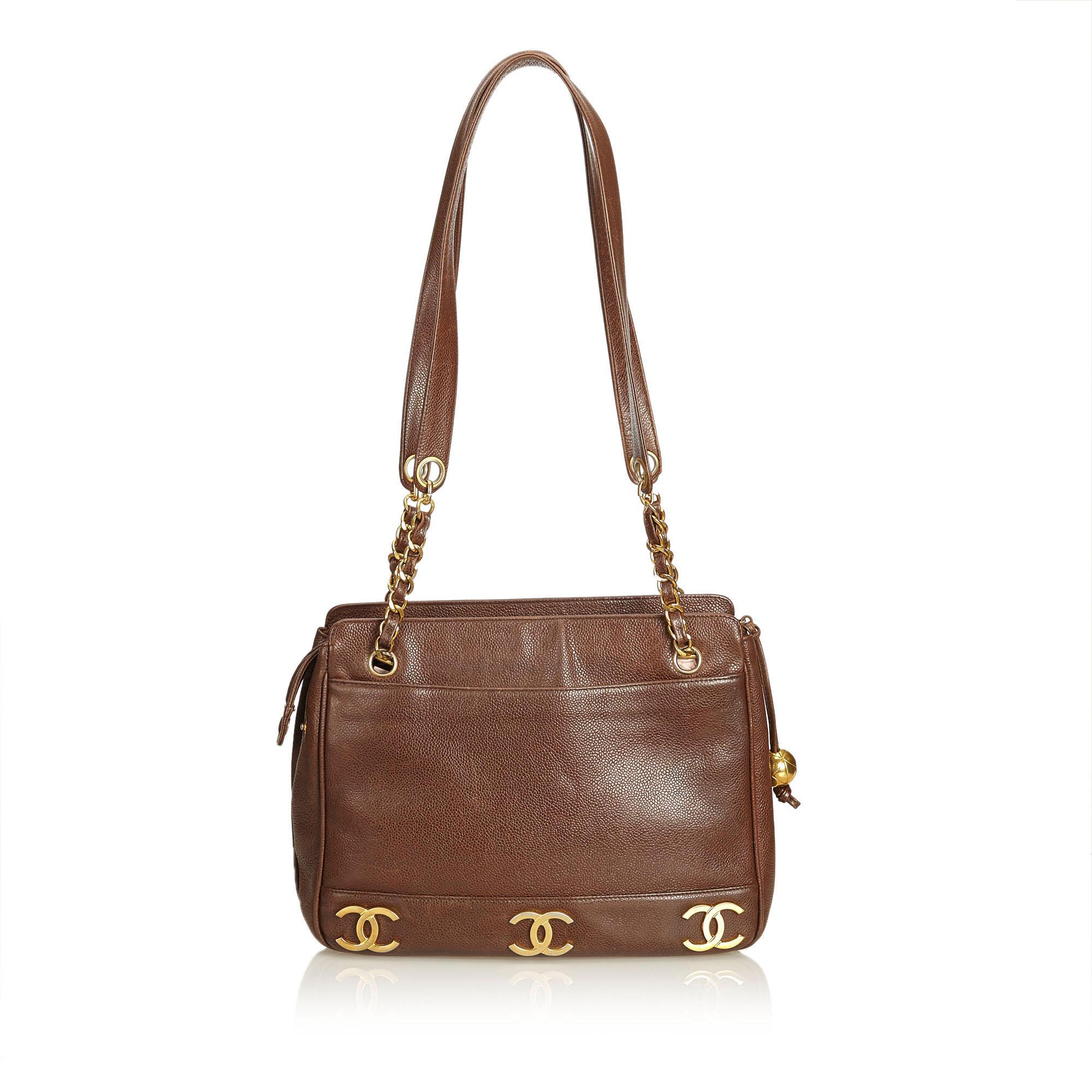 Chanel Brown x Dark Brown Leather Chain Shoulder Bag In Good Condition For Sale In Orlando, FL