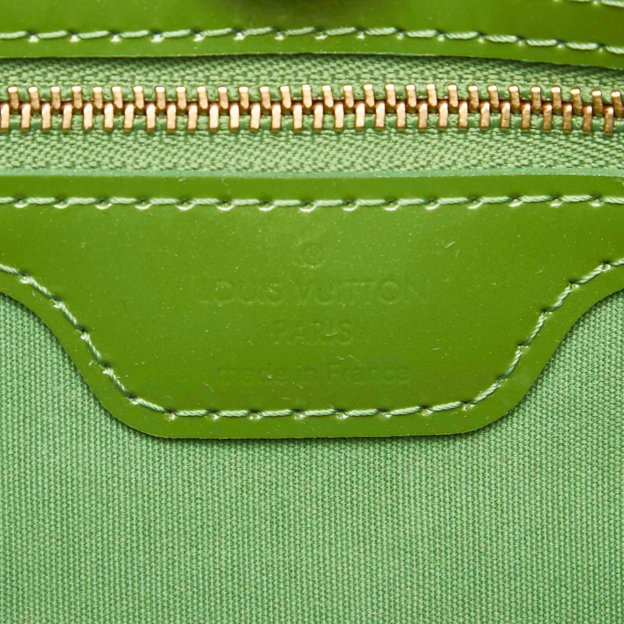 Louis Vuitton Green Vernis Wilshire PM For Sale 2