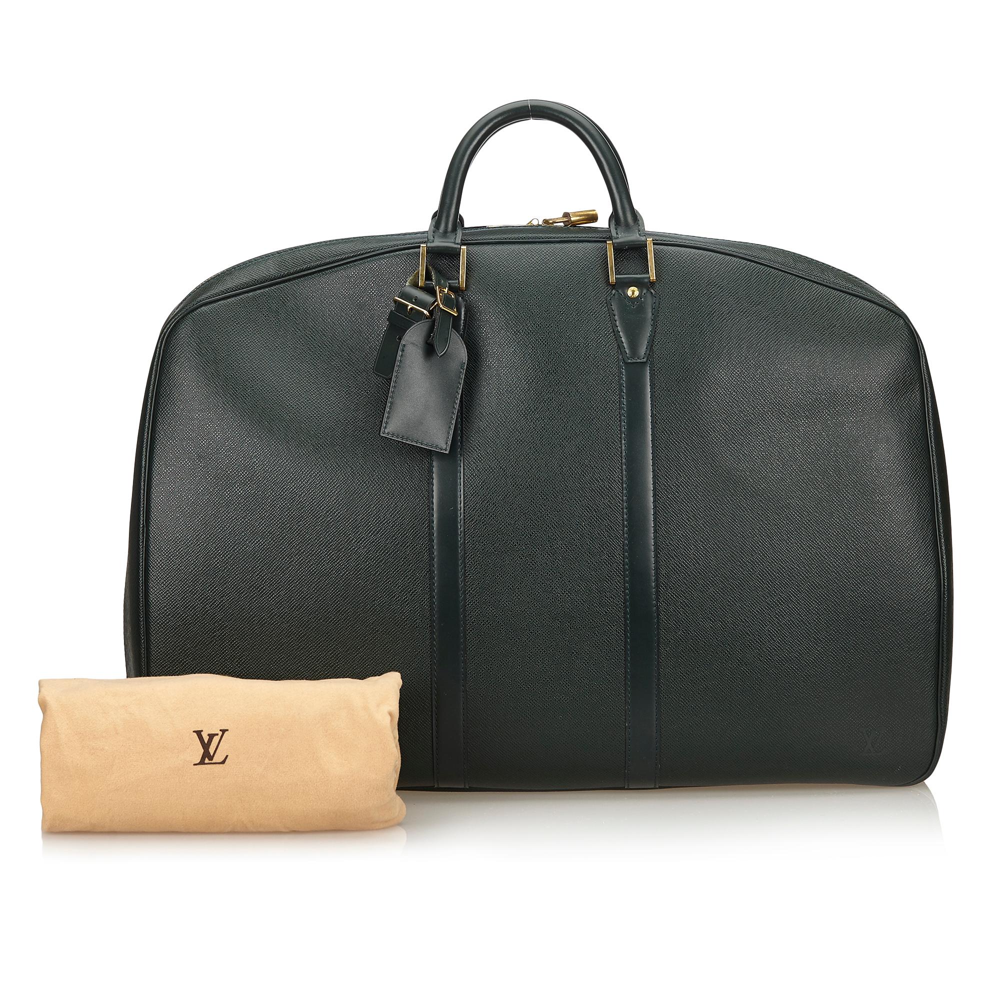 Louis Vuitton Green Taiga Kendall PM 4