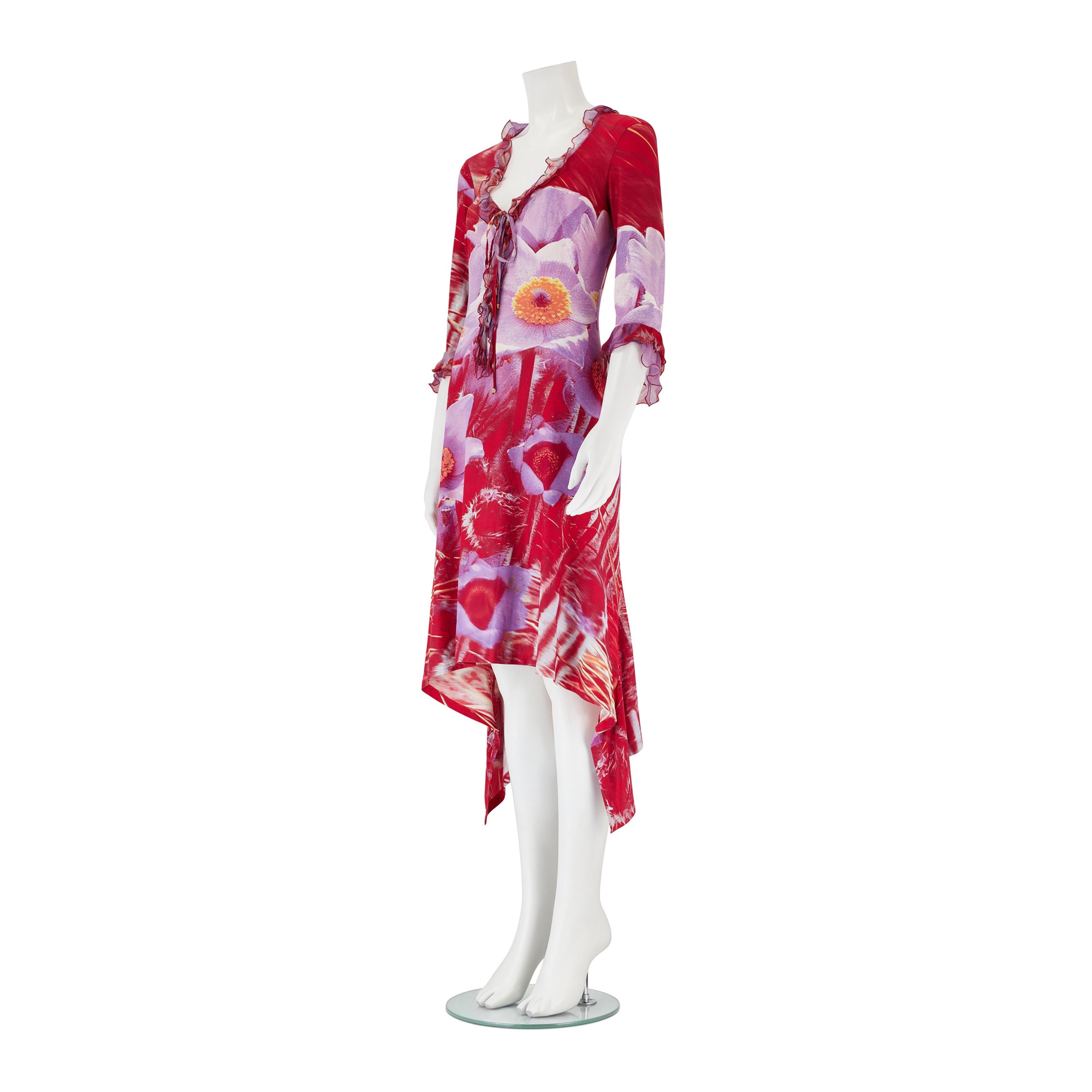 Roberto Cavalli S/S 2000 - Robe à fleurs rouges et violettes Bon état - En vente à Wembley, GB