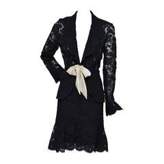 MONIQUE LHUILLIER Lace Suit Size 6 US  Mint