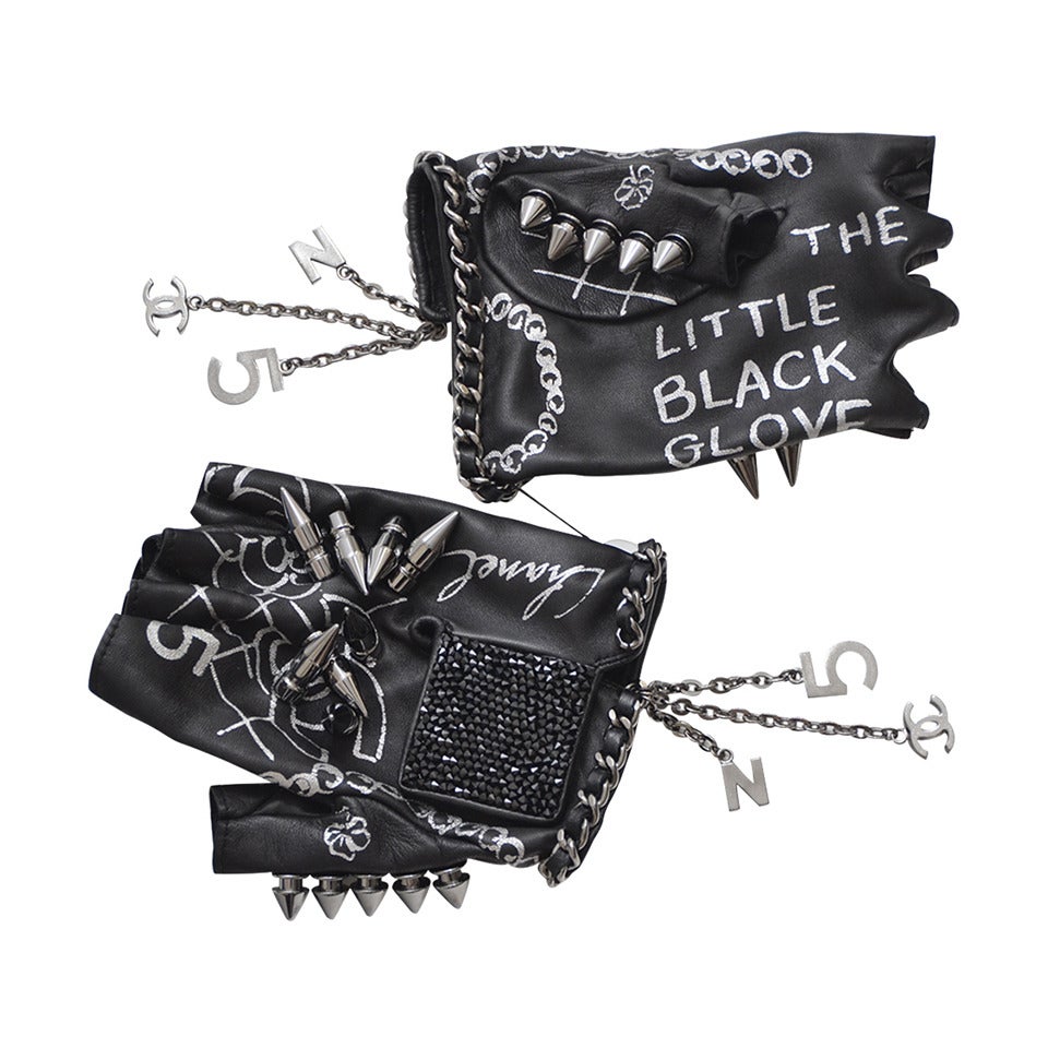 Chanel Runway  Lambskin Gloves  “THE LITTLE BLACK GLOVES”  NEW