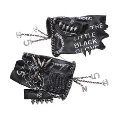 Chanel Runway Lambskin Gloves “THE LITTLE BLACK GLOVES” NEW