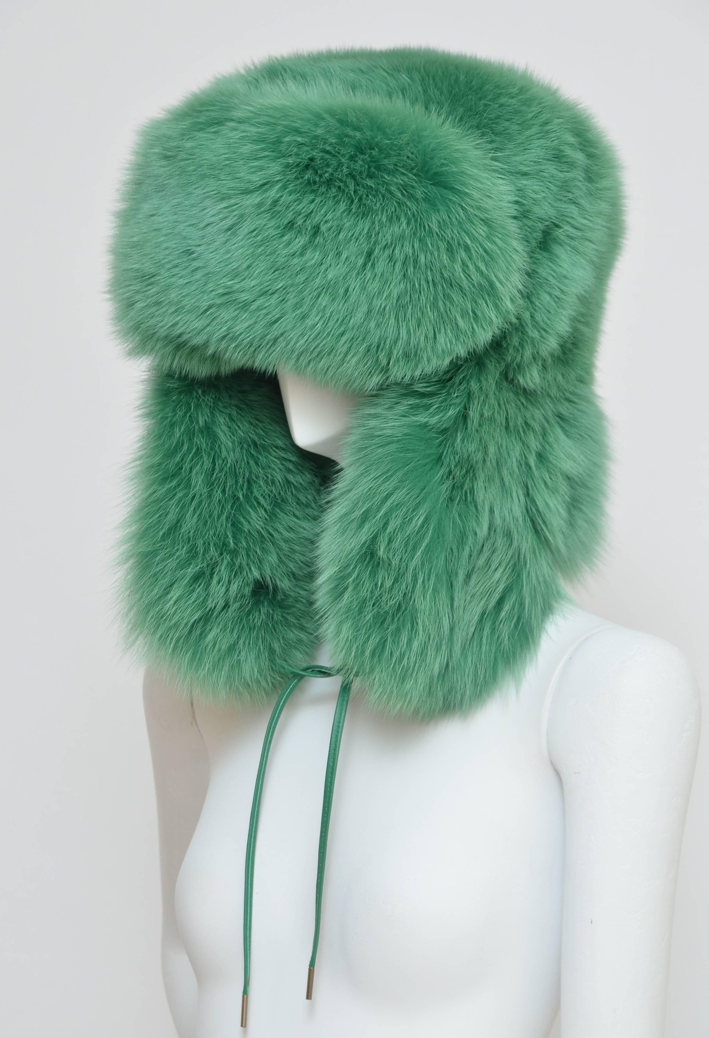 Very rare and super cool Marc Jacobs Green color  fox fur hat .
New with tags attached.Tie closure in the front.
Same hat in red  (model) was  seen  on  Lil Wayne who  wore it in his music video.
Made in USA.
FINAL SALE.