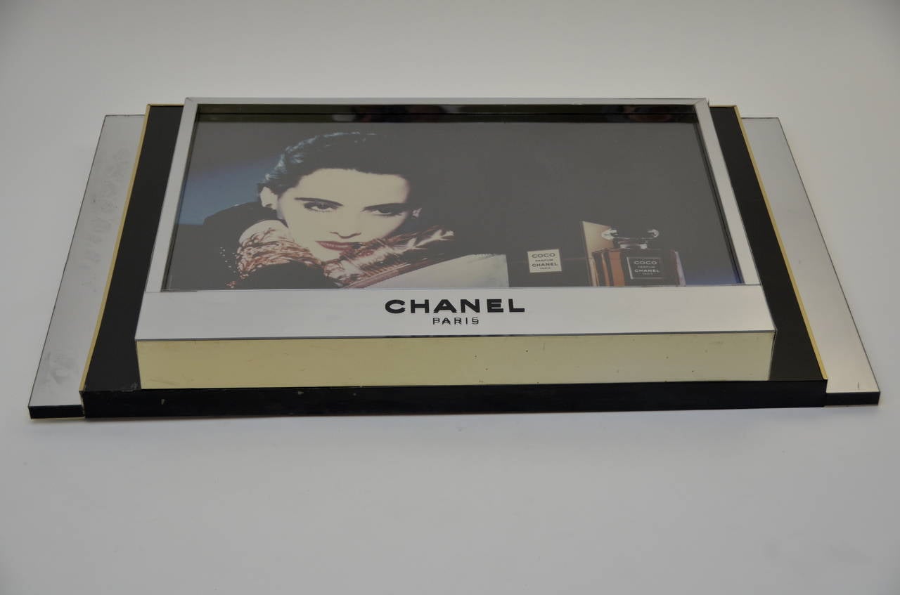 Donna Pubblicità del profumo Coco Chanel con cartello di grandi dimensioni con Ines de la Fressange 1985 in vendita