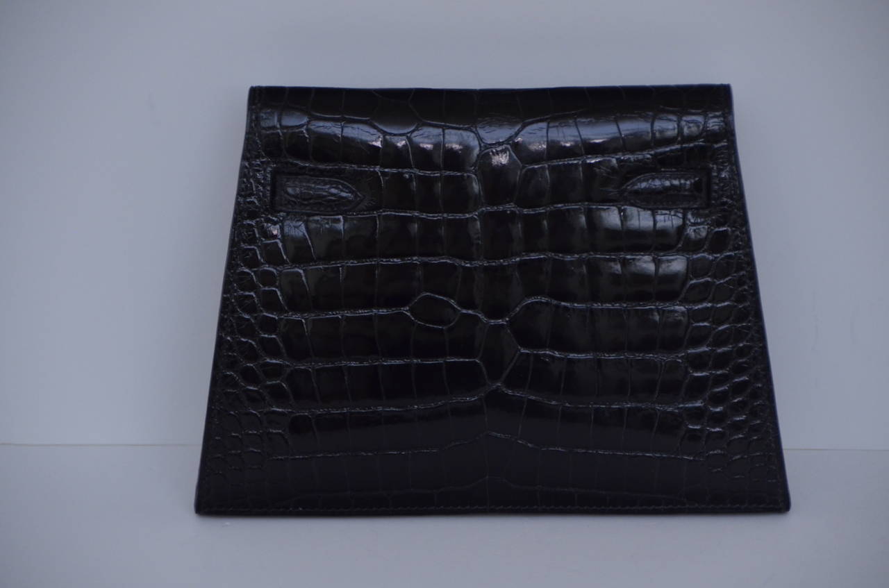 Black Rare  Hermes Mini  Alligator  Clutch Handbag    Mint