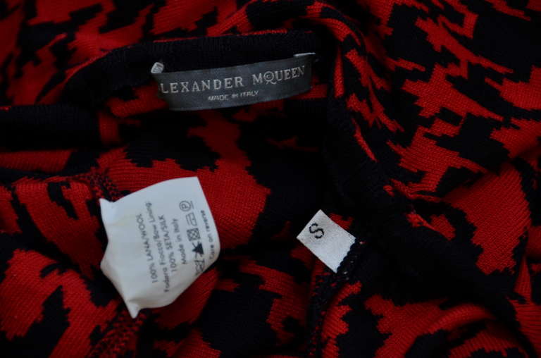 Alexander McQueen Houndstooth Print Dress In Excellent Condition In New York, NY