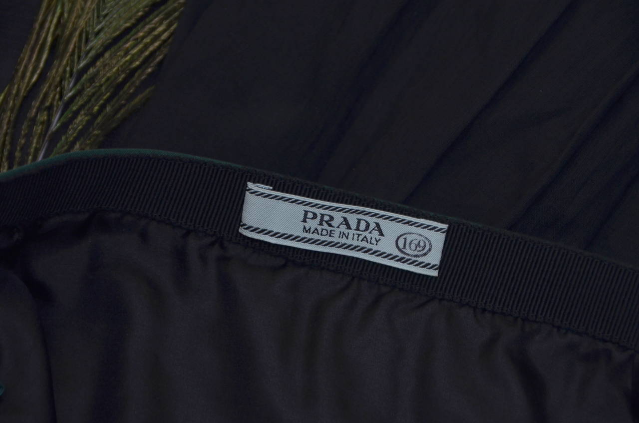 Prada Peacock  Runway Skirt  New 38 In New Condition In New York, NY
