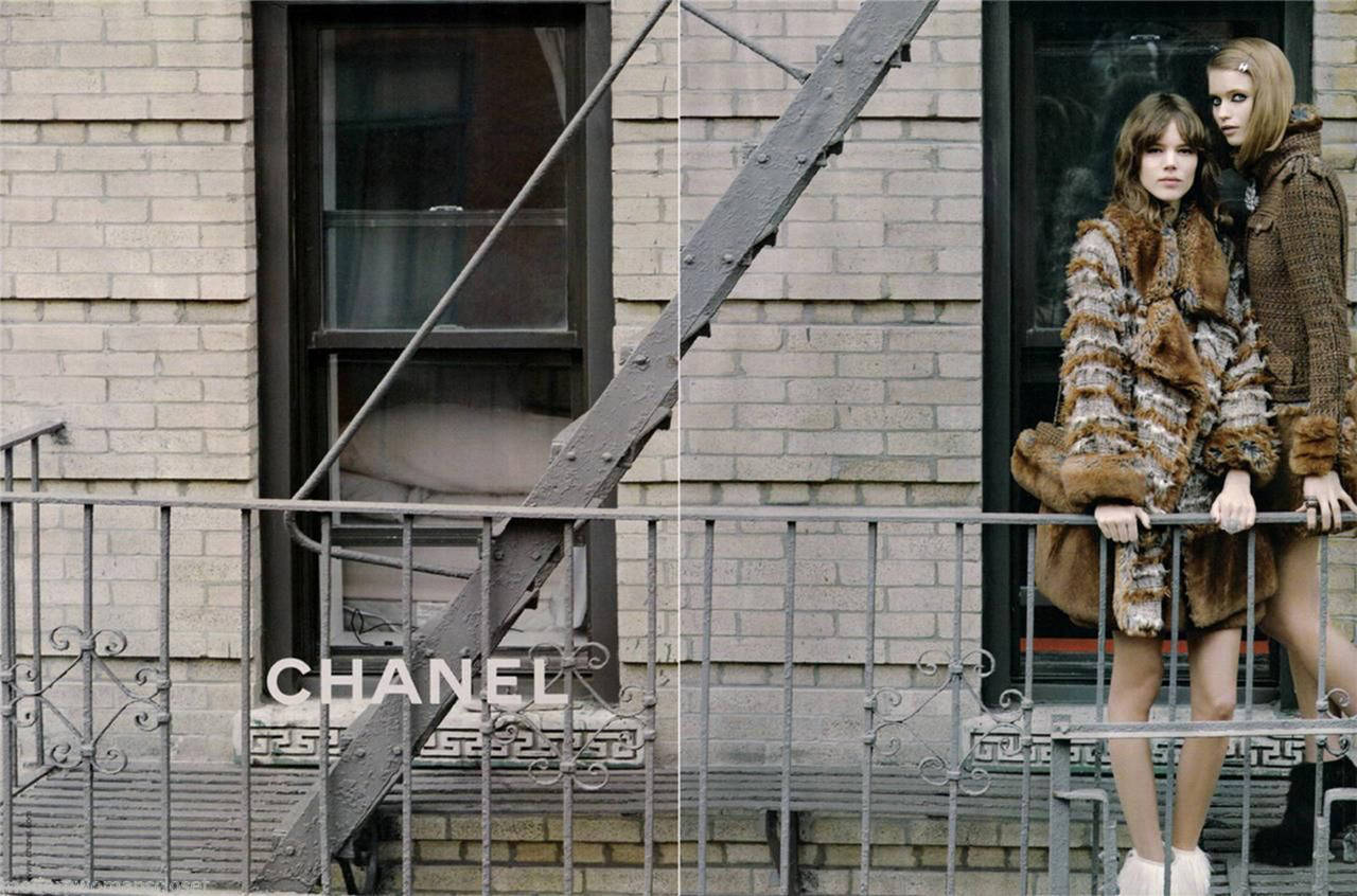 CHANEL  Fringed Tweed Fantasy Faux Fur Coat  2010 46FR 4