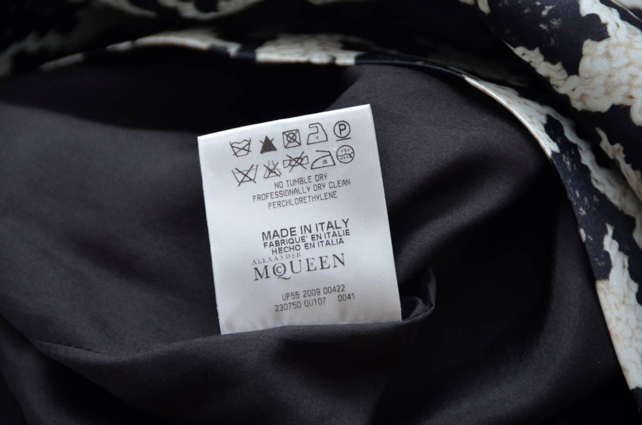 Alexander McQueen Runway  Houndstooth Print Dress  2009  NEW Size 40 1