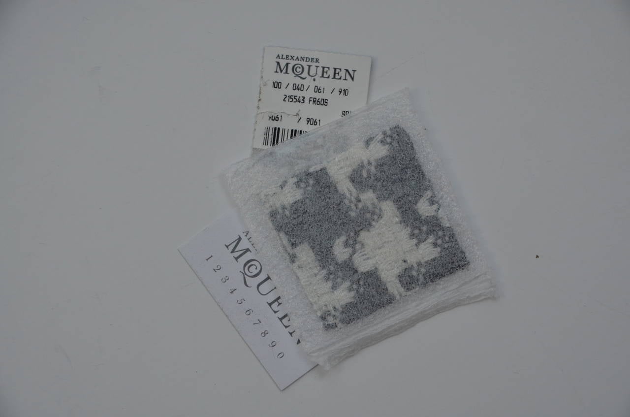 Alexander McQueen Houndstooth Print Clutch Handbag   Damen