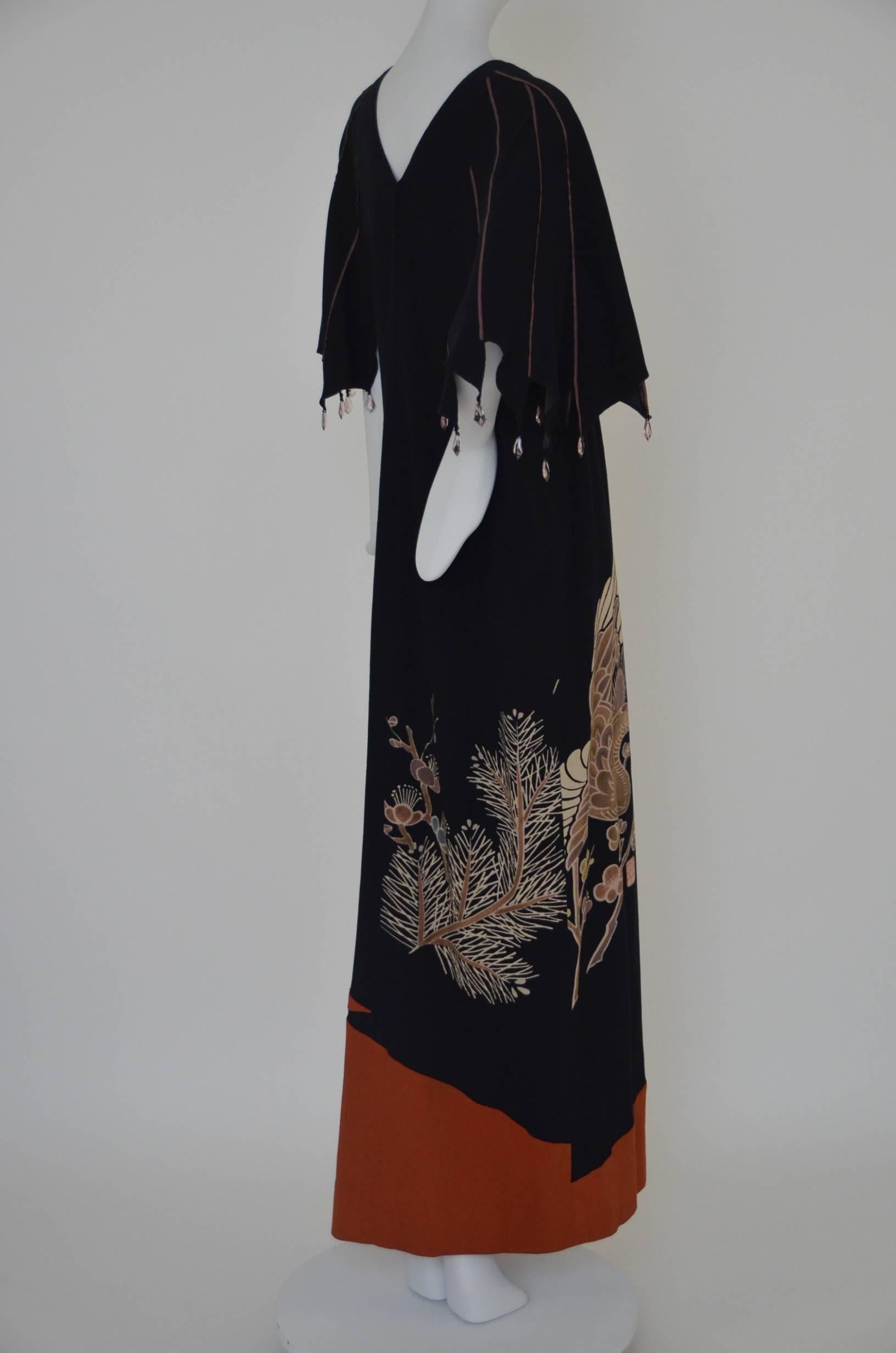 Robe de la créatrice japonaise Midori Matsumoto. 
Cette robe est de la couture japonaise, des années 80.
Bon état
Mesure approximative :
Taille 39