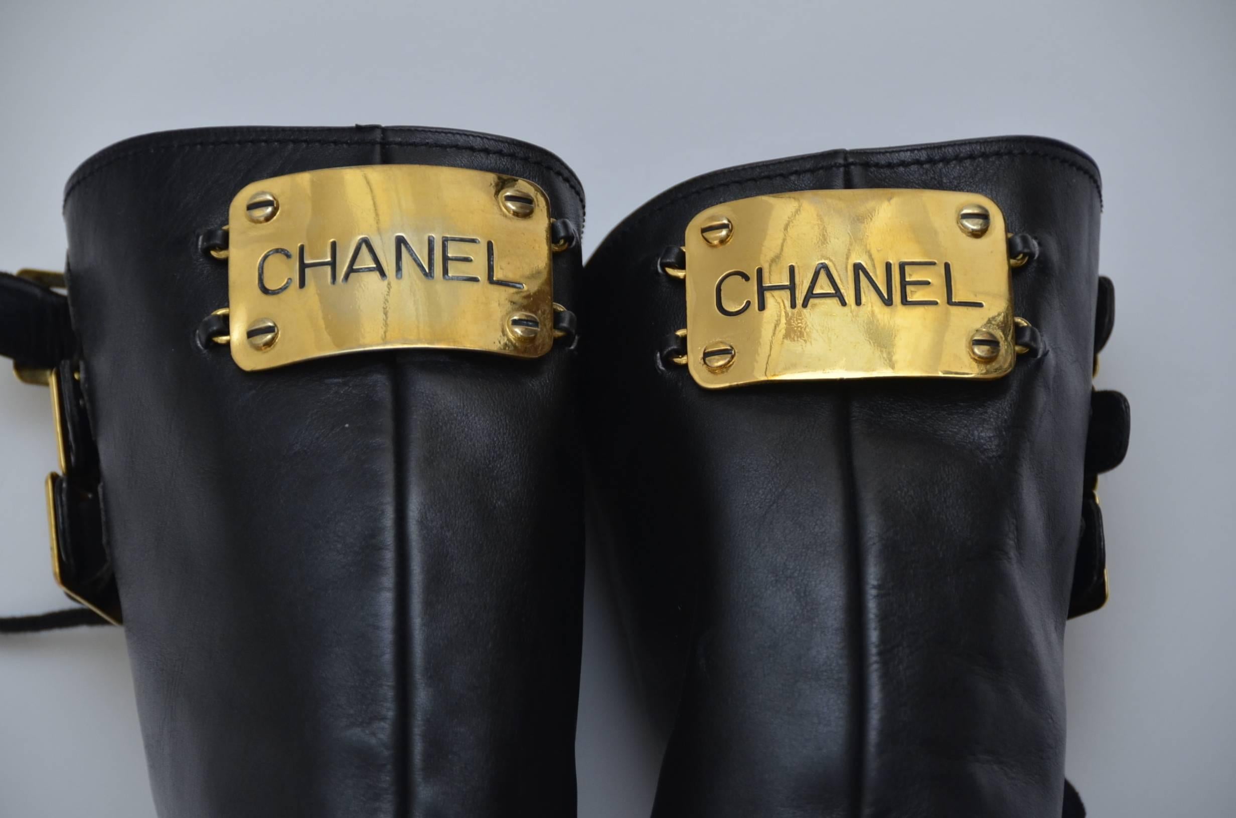 Iconic CHANEL Vintage Combat Leather Boots Imposible To Find  39.5  Mint 2