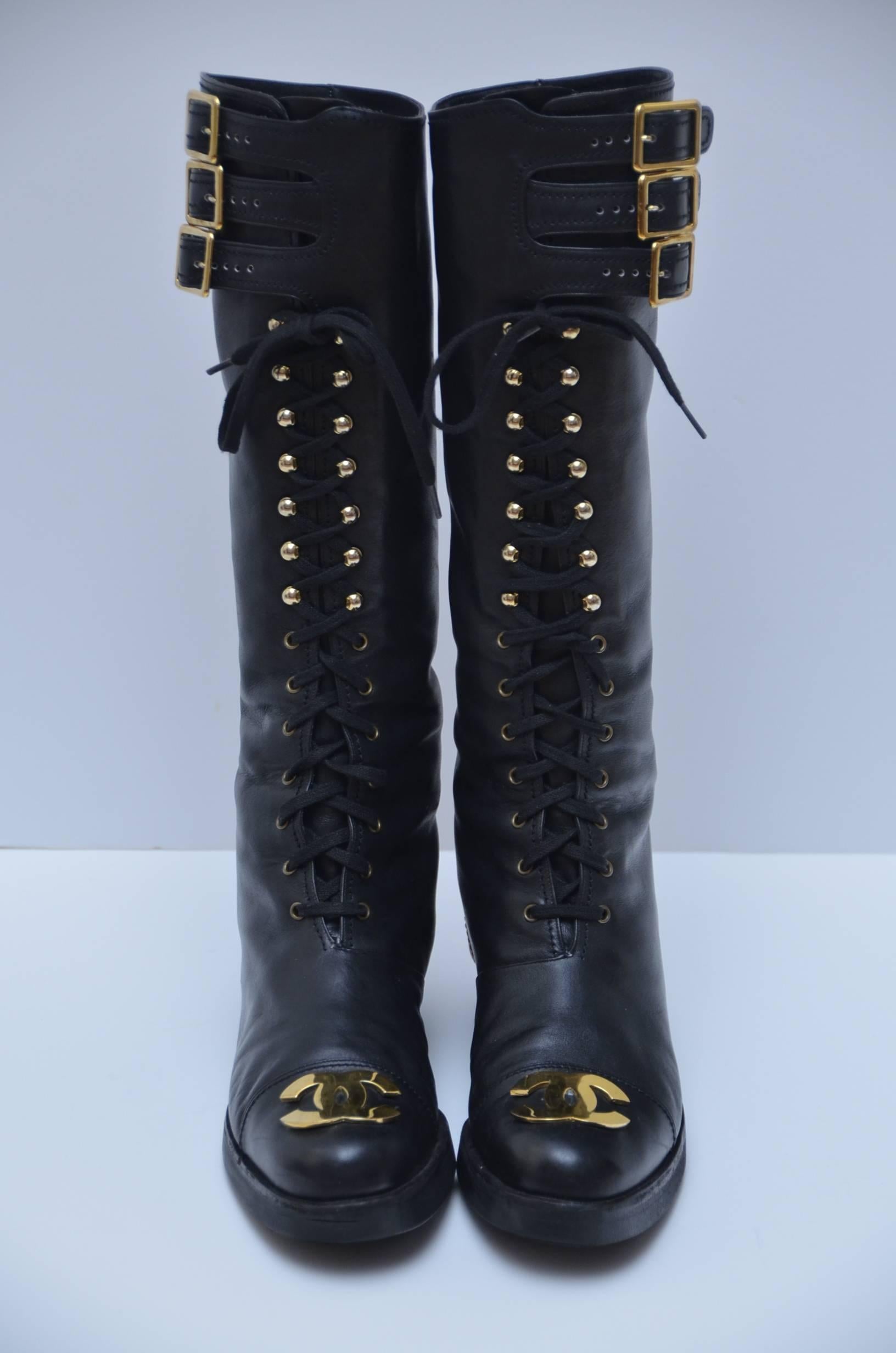 Iconic CHANEL Vintage Combat Leather Boots Imposible To Find  39.5  Mint 1
