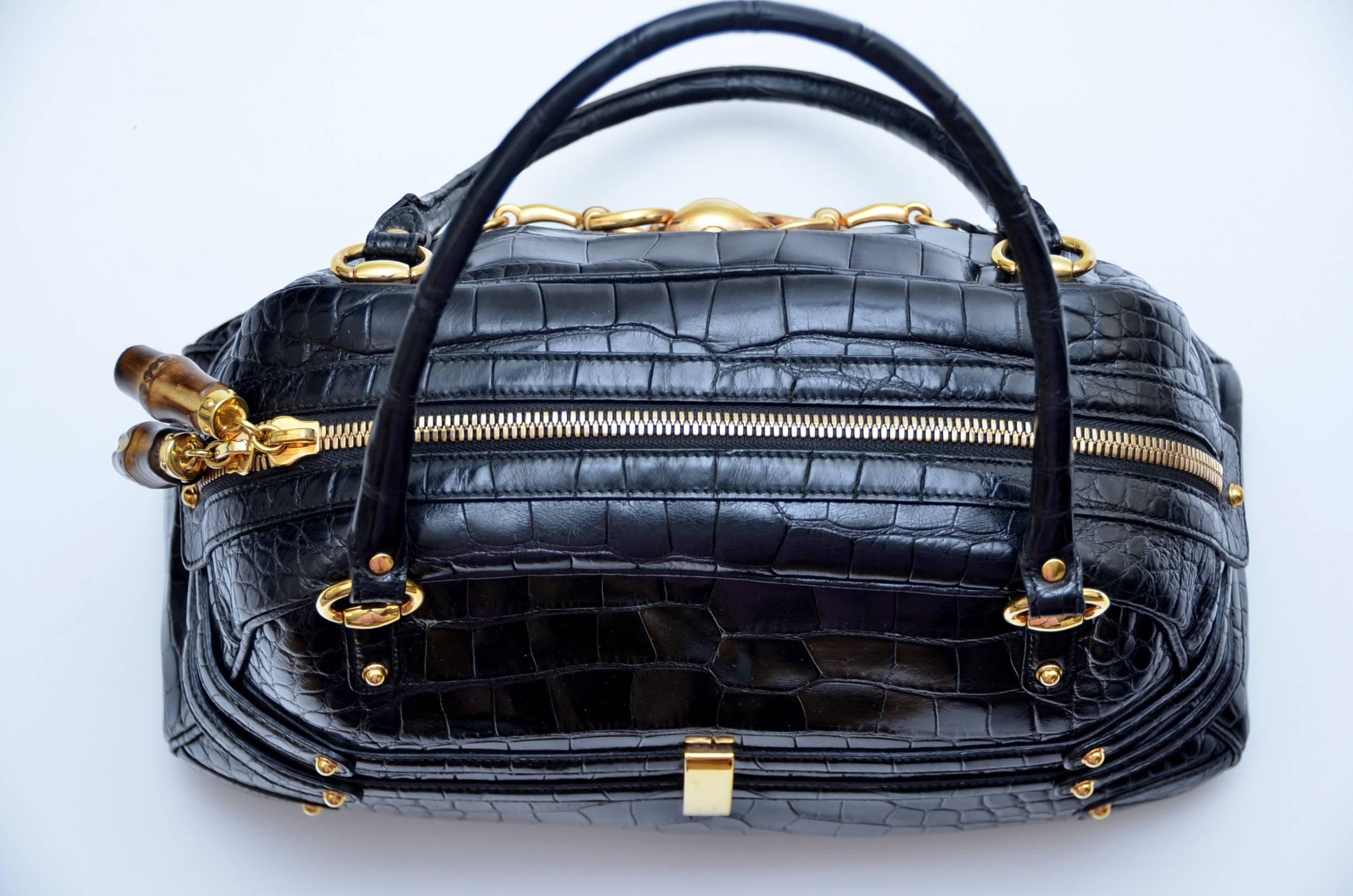 Gucci Black Alligator Handbag In Excellent Condition In New York, NY