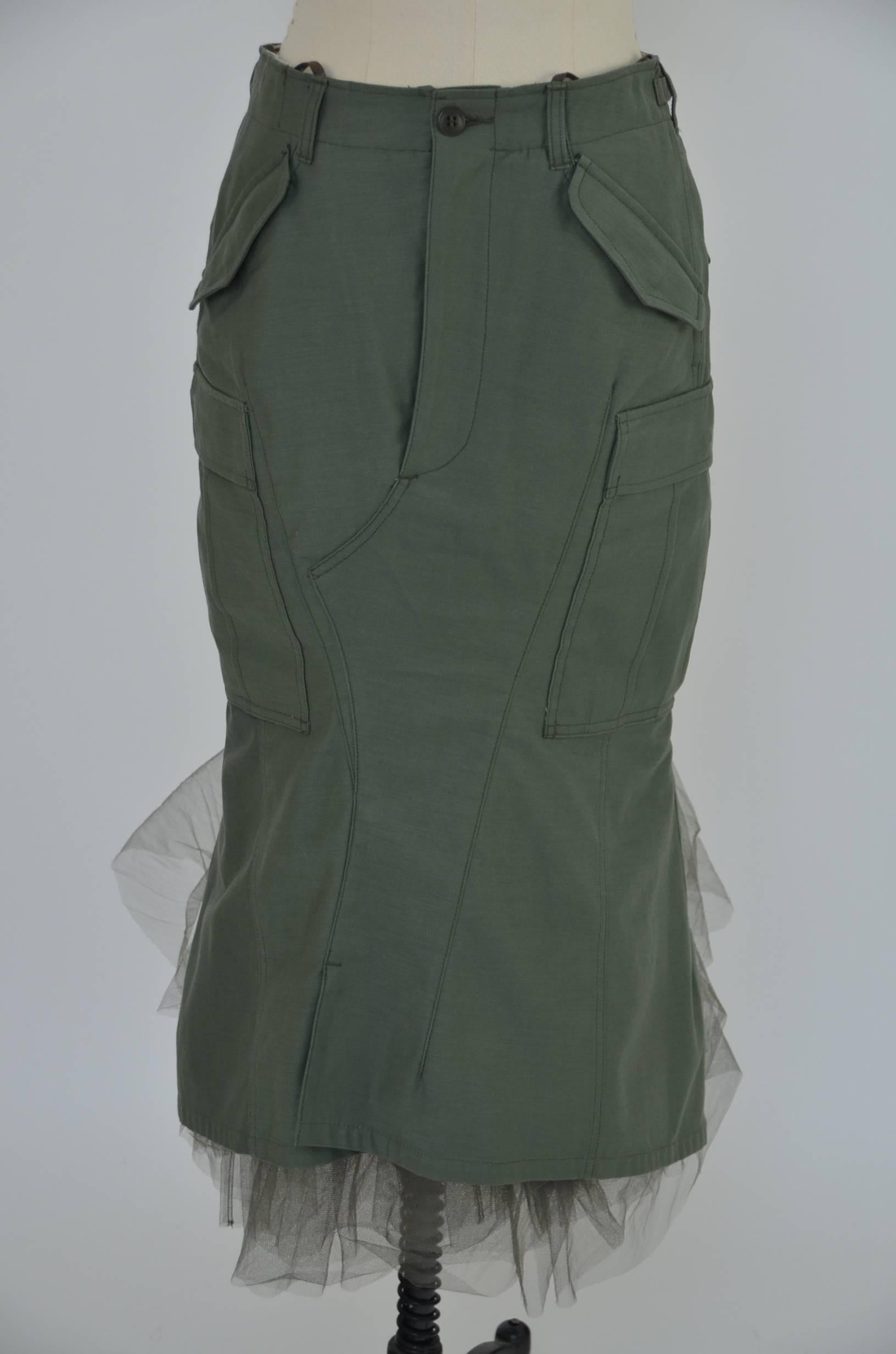 Junya Watanabe Comme Des Garcons Armee Grün Tüllrock M Gesehen auf Taylor Tomasi Damen