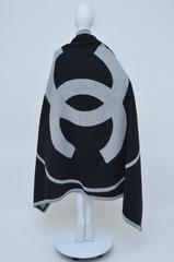CHANEL  Black & Grey With Large  CC Logo Travel Home Decor  Throw Blanket NEW