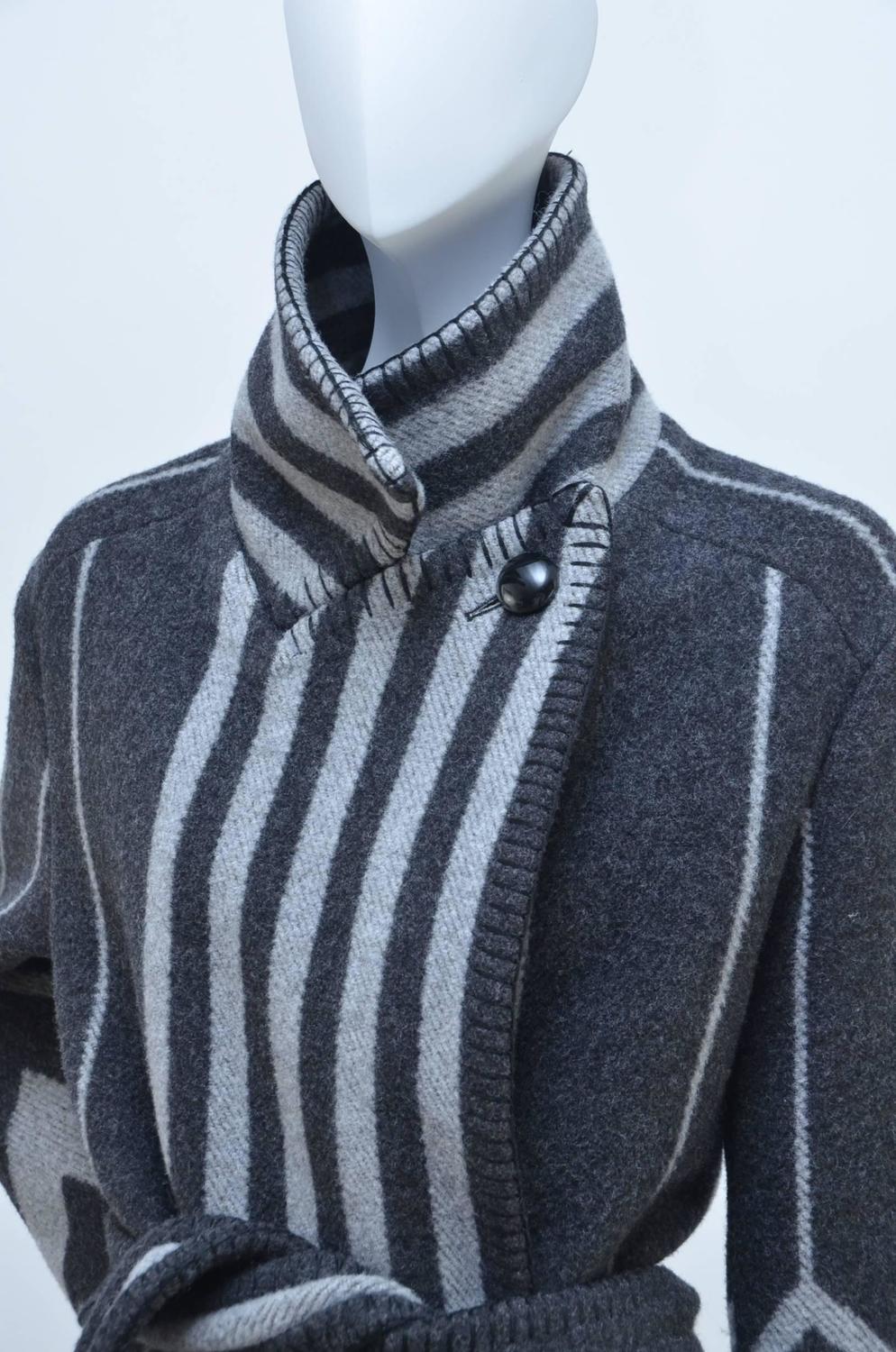 Louis Vuitton Beige Wool Cashmere Monogram Blanket - THE PURSE AFFAIR