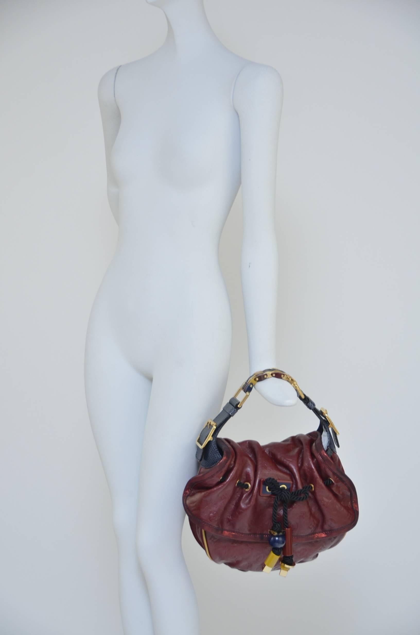 Louis Vuitton KALAHARI PM 2009 Collection Handbag Mint In Excellent Condition In New York, NY