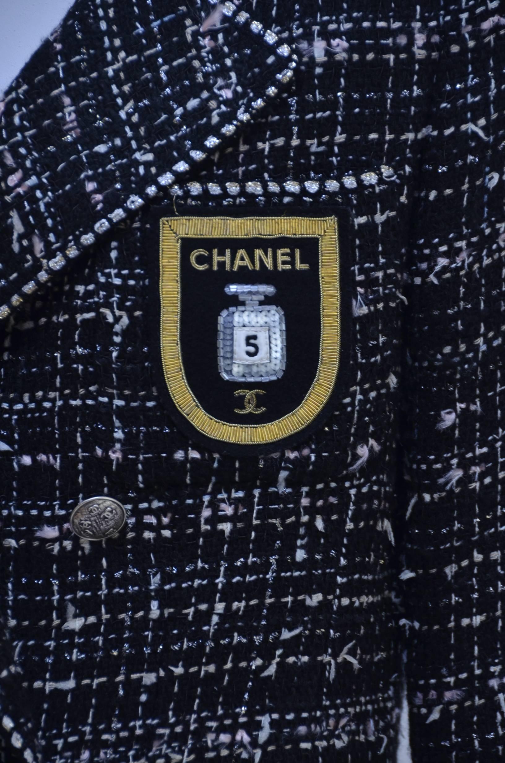 CHANEL '04 Coat   With Chanel  # 5 Parfume Bottle  Patch     34 6