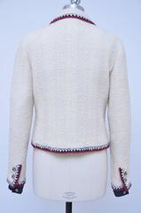 Iconic CHANEL Ecru Color  Boucle Jacket '06   NEW  40