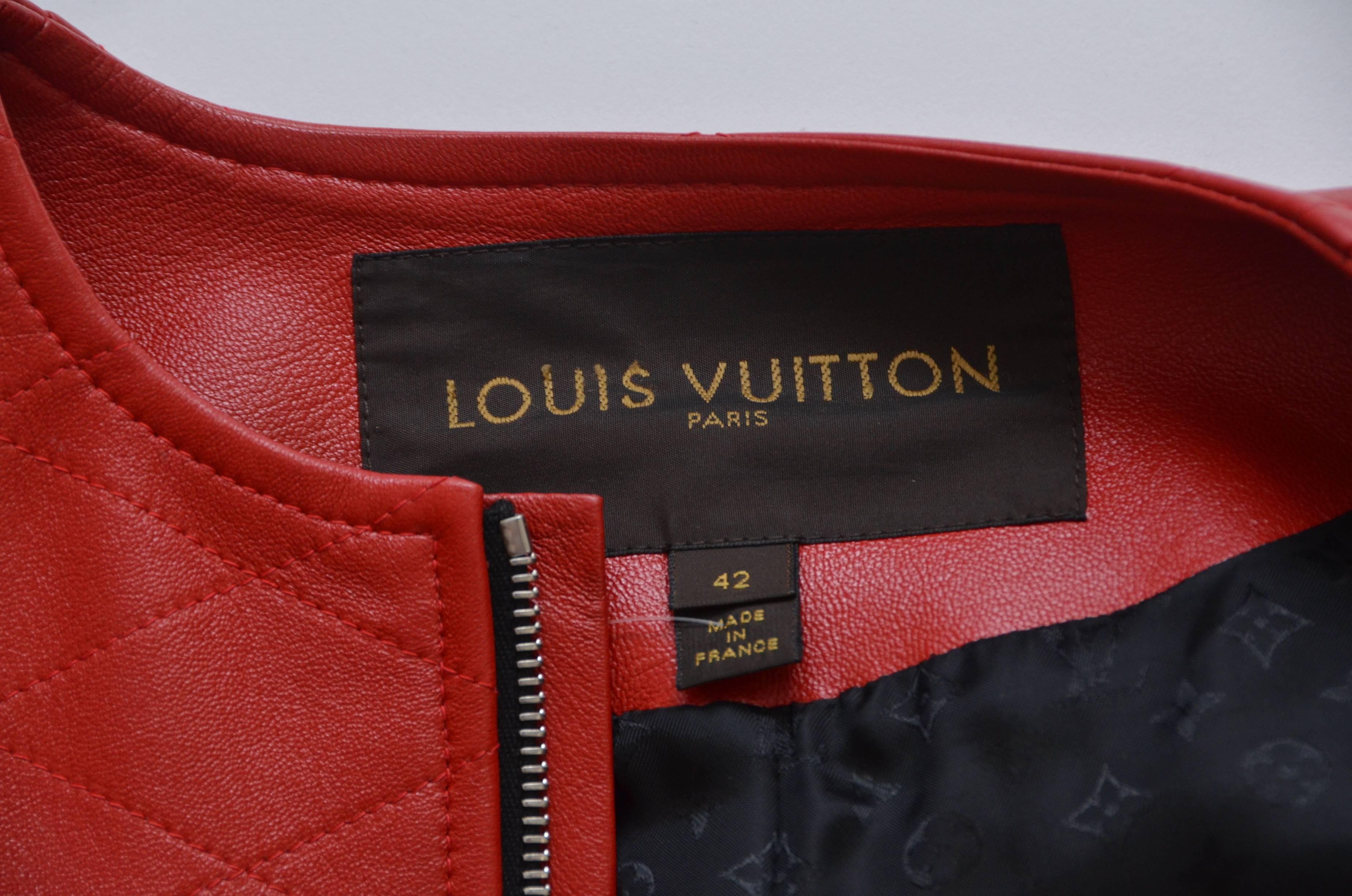 Louis Vuitton 2015 Nicolas G. Gesteppte Rote Lederjacke gesehen an Nicki Minaj 1