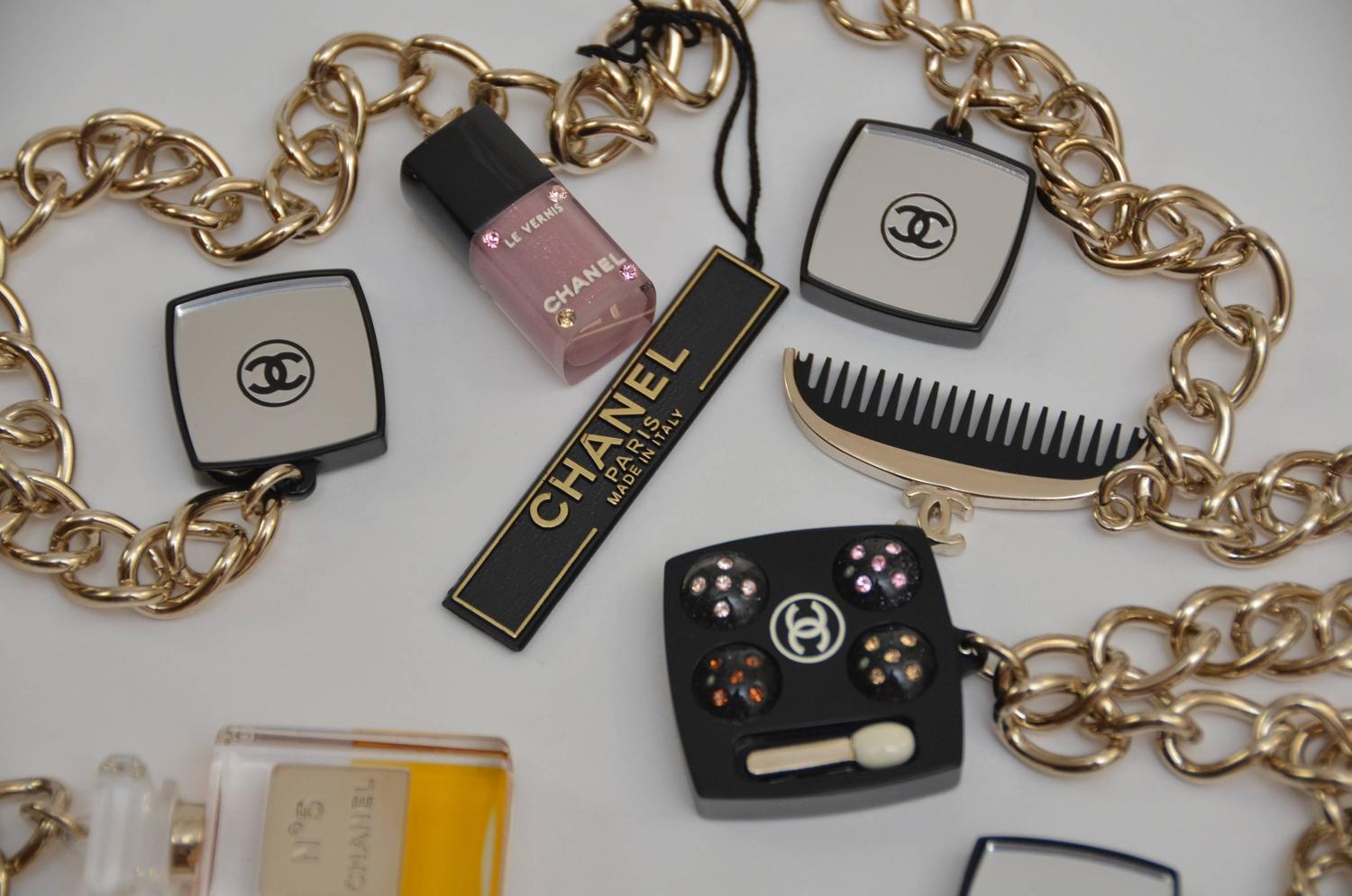 Rare CHANEL Makeup Charm Necklace 2008 NEW For Sale at 1stdibs
