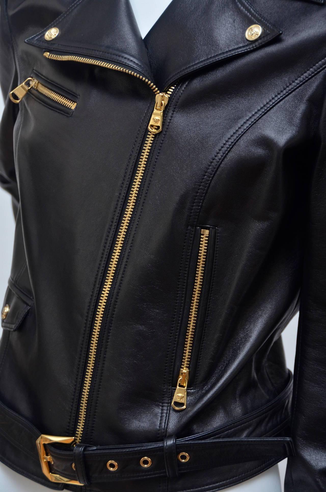 Noir Versace Veste en cuir de motard pour motard   en vente