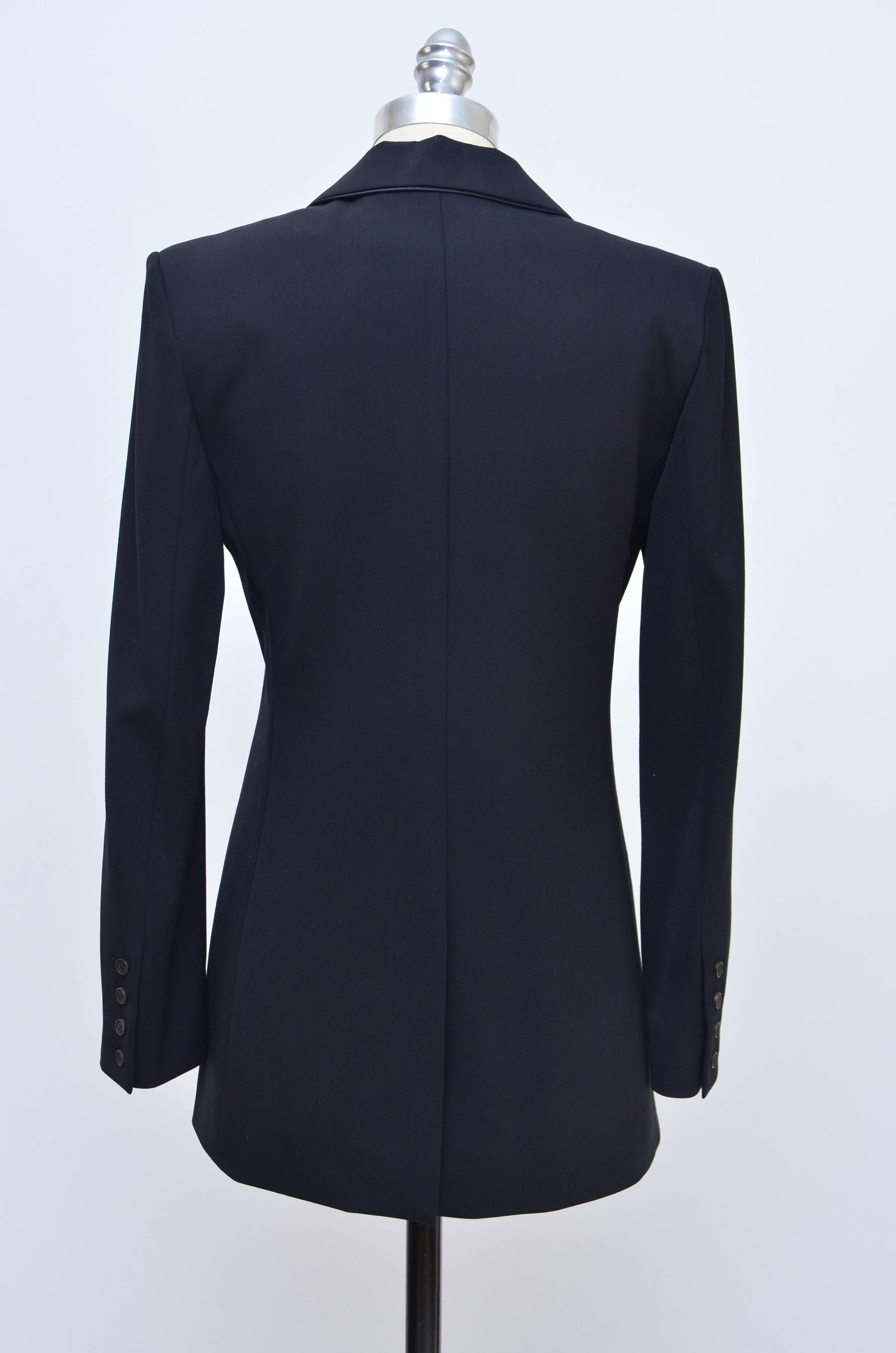 Christian Dior black blazer/jacet.
Excellent mint condition.Possibly never worn.
Size 6 US
Waist 32