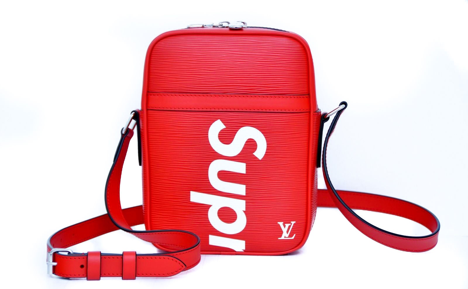 Supreme Louis Vuitton Red Shoulder Bag Danube RARE Pop-Up Exclusive NEW at  1stDibs | supreme louis vuitton shoulder bag, supreme lv shoulder bag, supreme  lv side bag